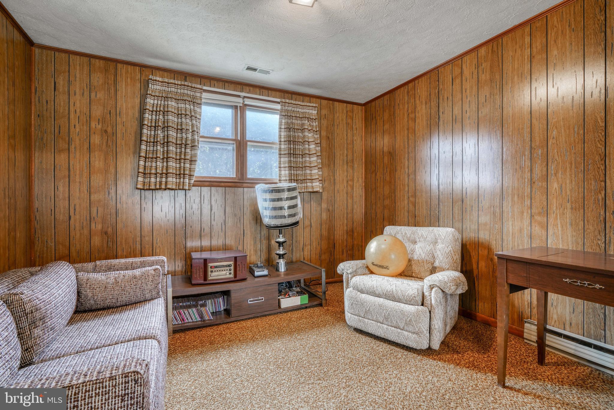 VALLEY HILLS - Residential