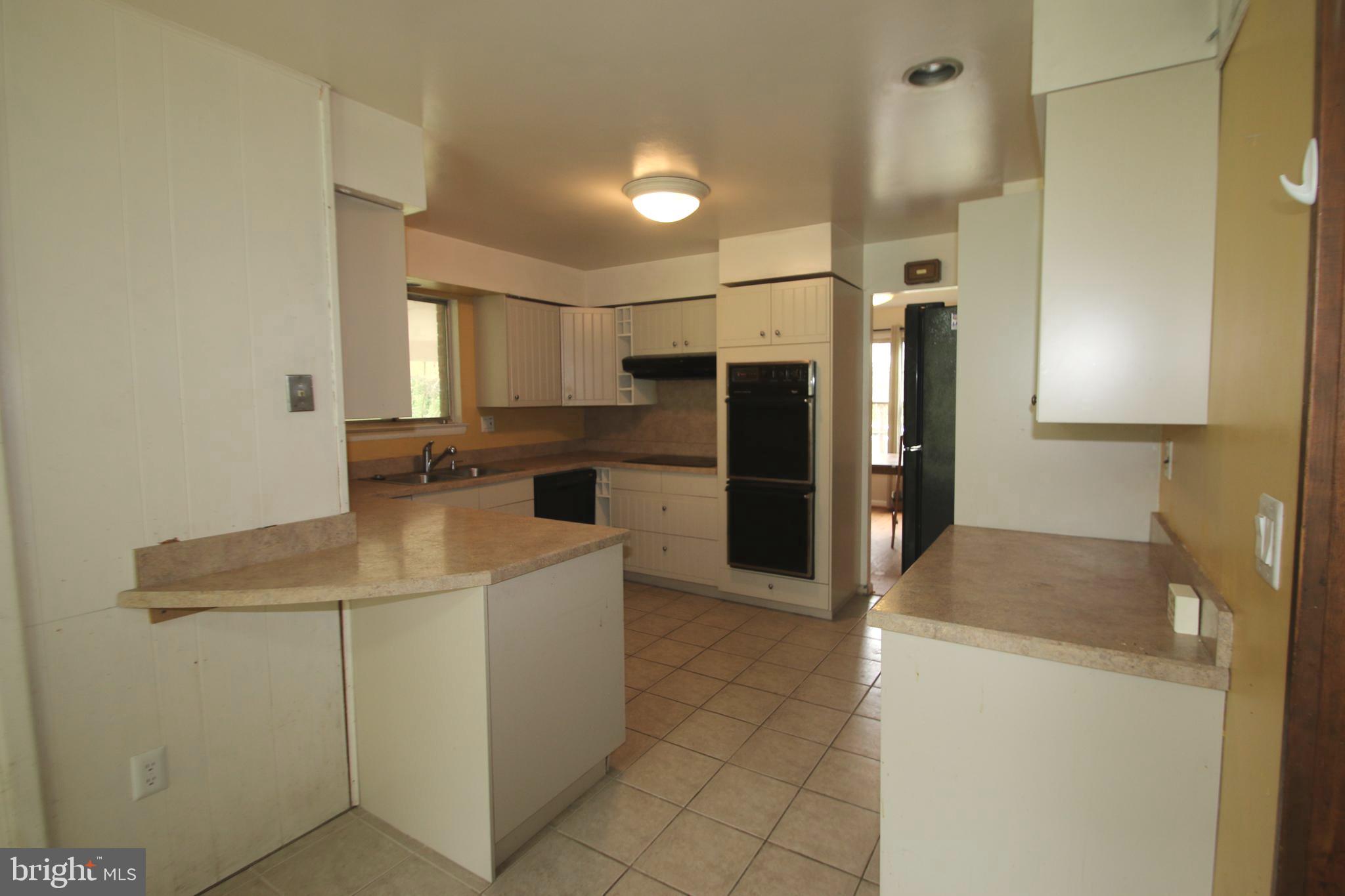 LAYHILL GARDENS - Residential
