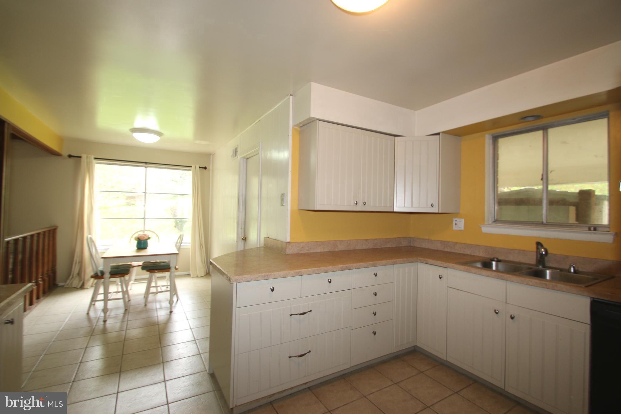 LAYHILL GARDENS - Residential