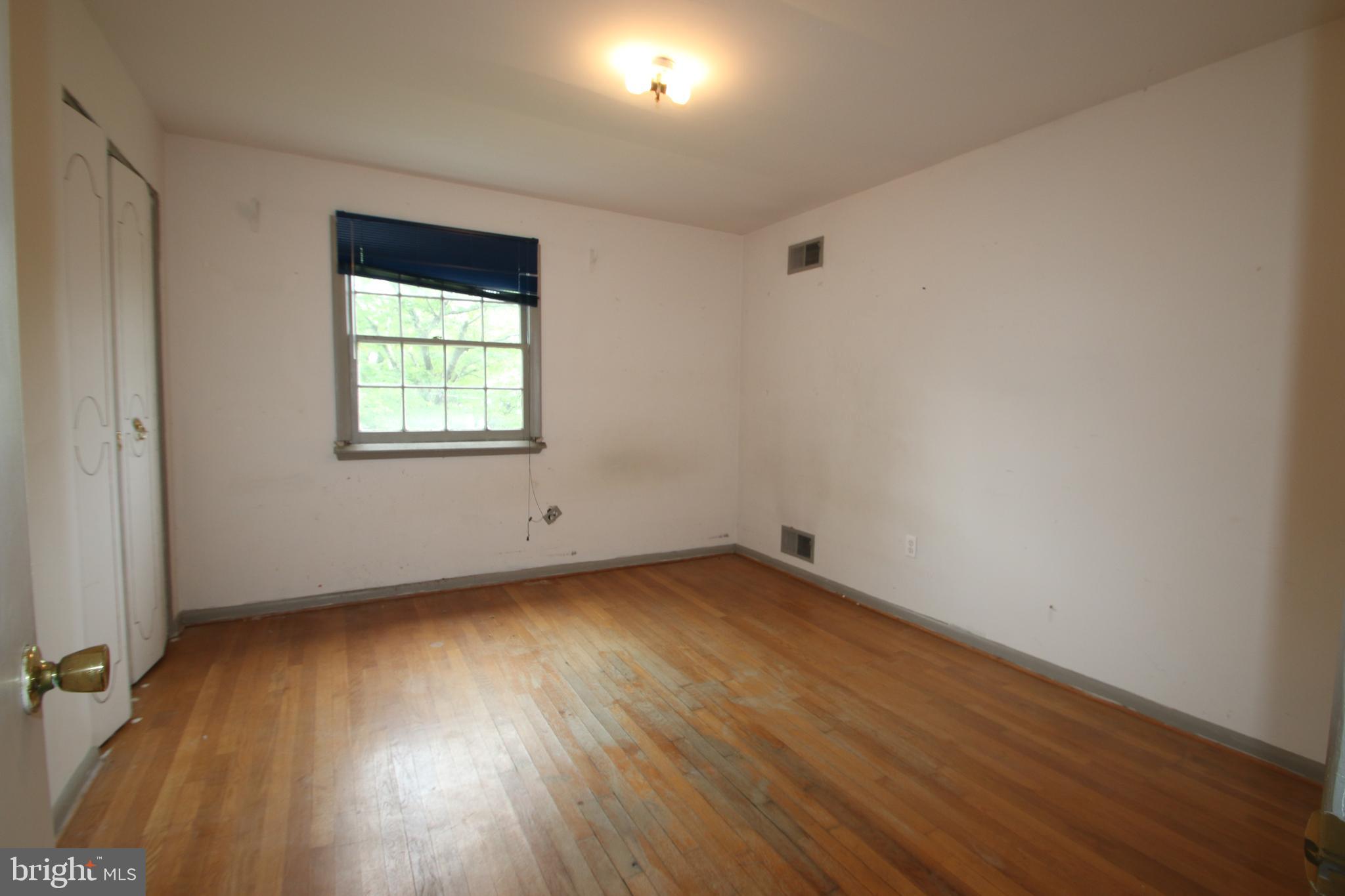 LAYHILL GARDENS - Residential