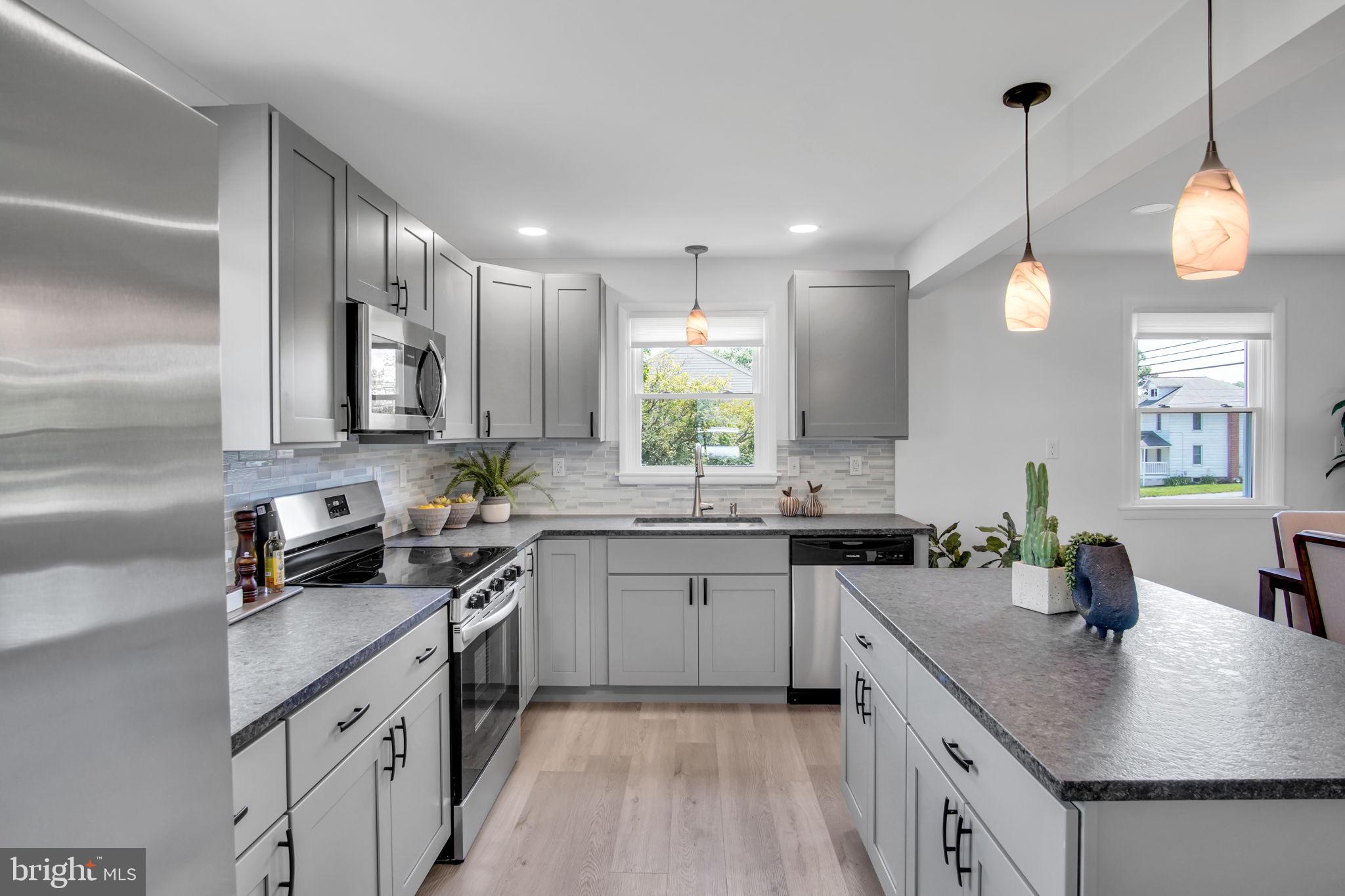 ELIZABETHTOWN - Residential