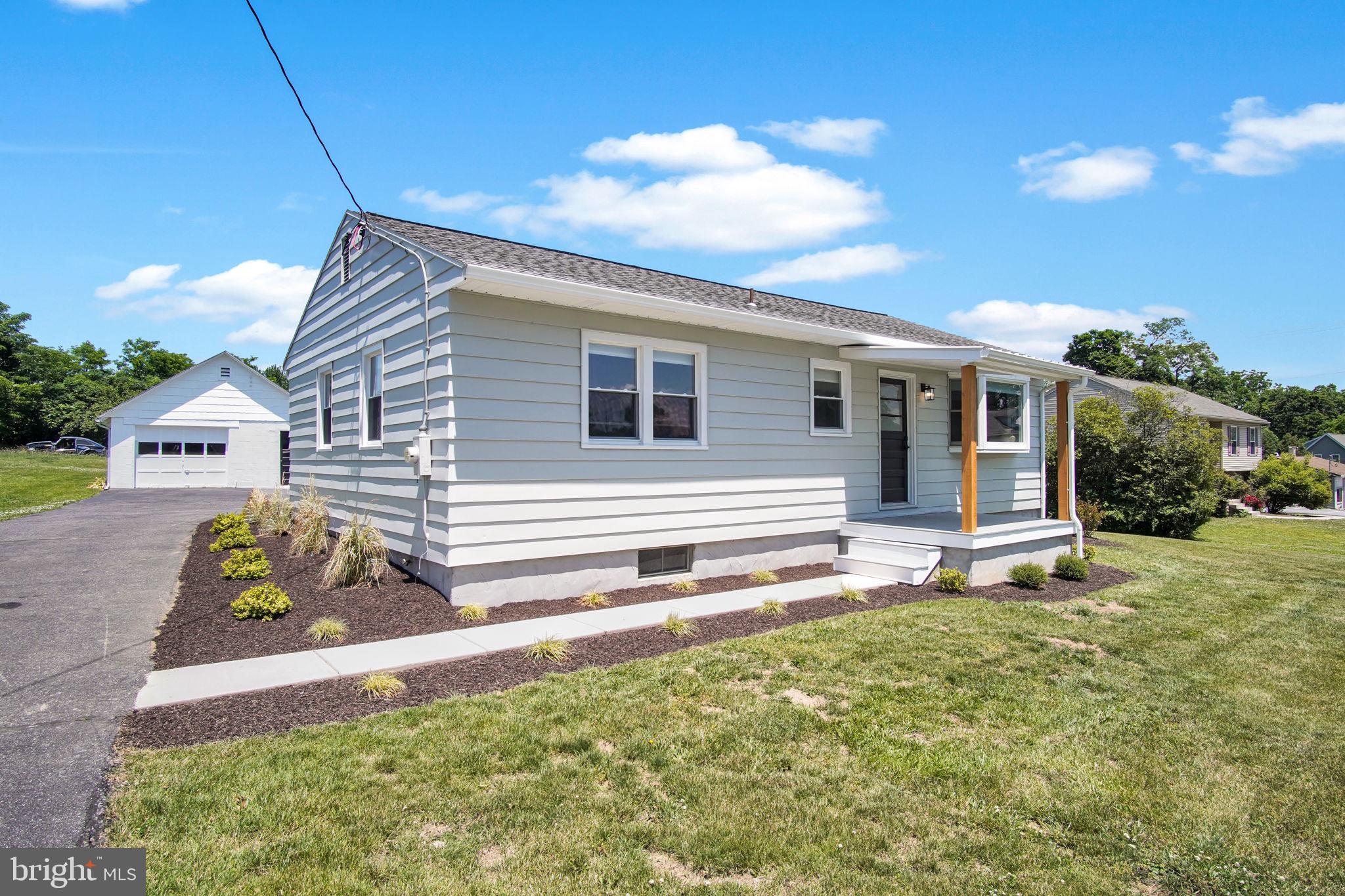 ELIZABETHTOWN - Residential