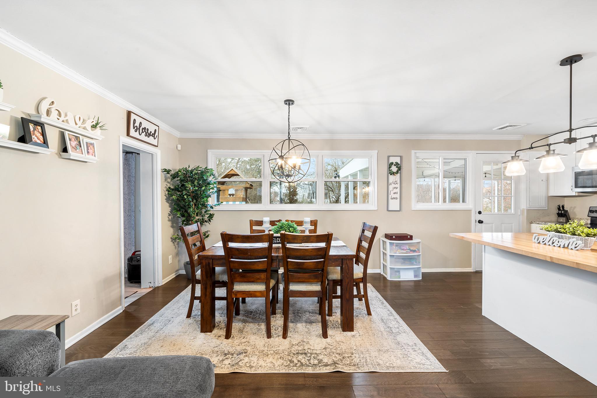 PENN SQ - Residential