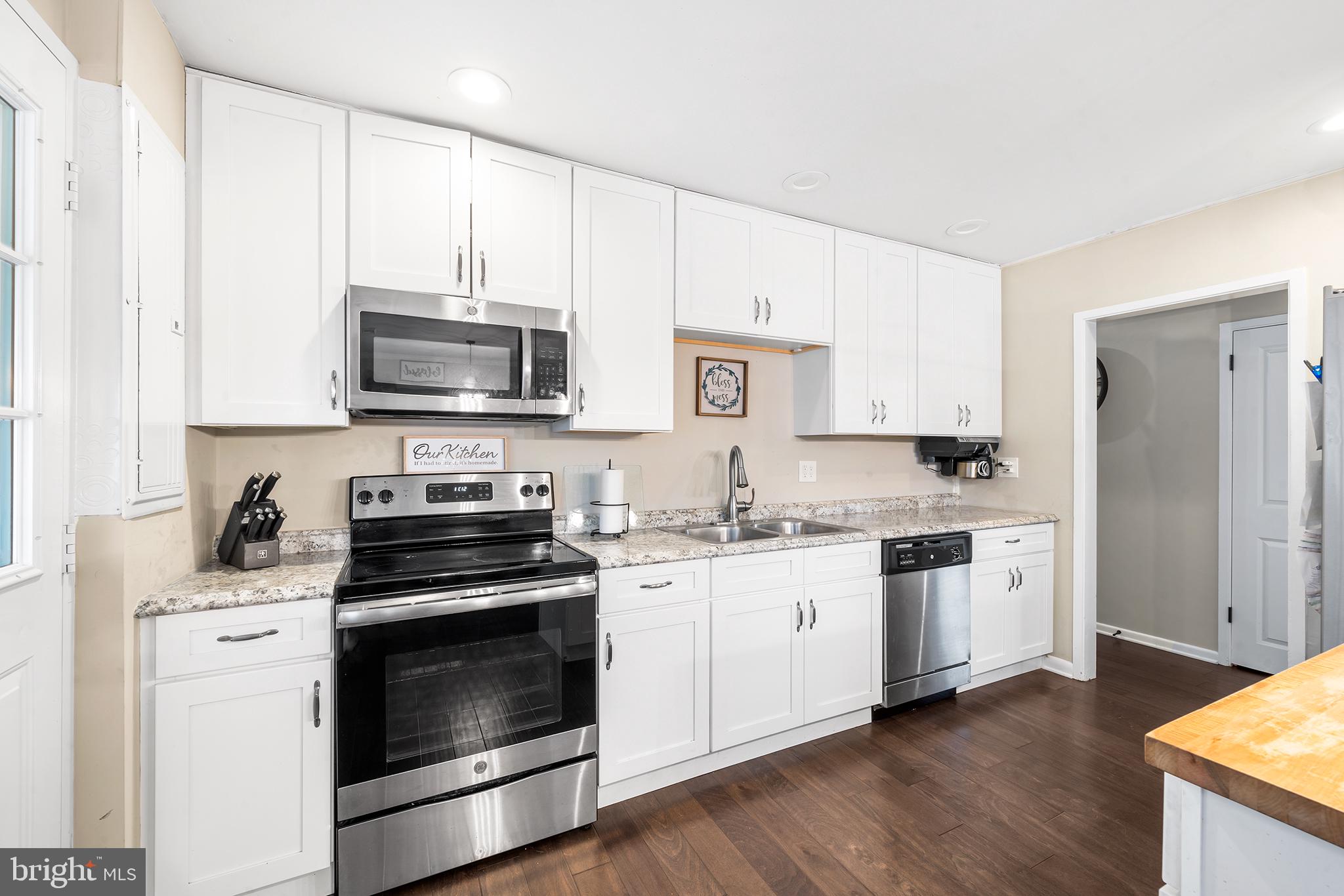 PENN SQ - Residential