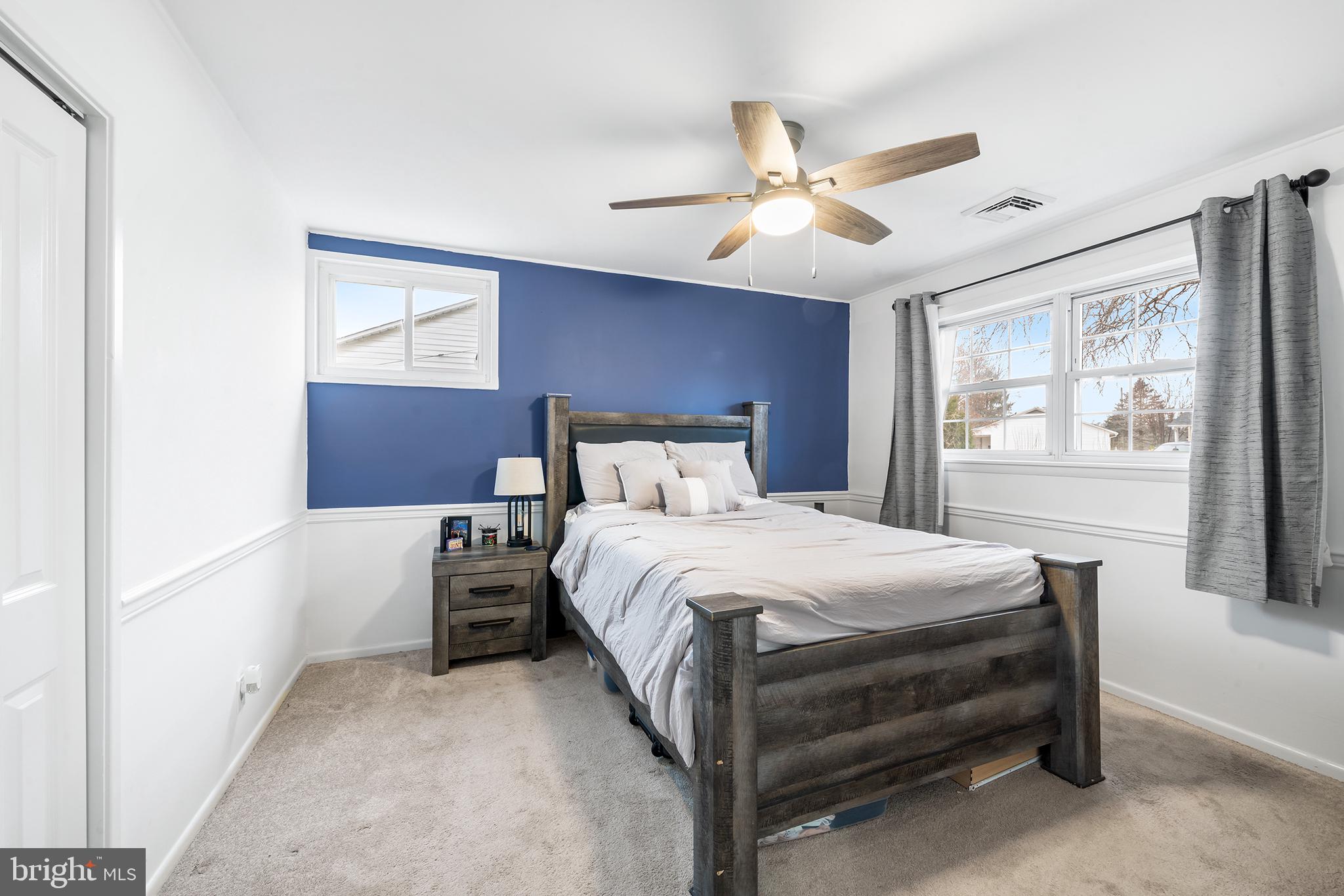 PENN SQ - Residential