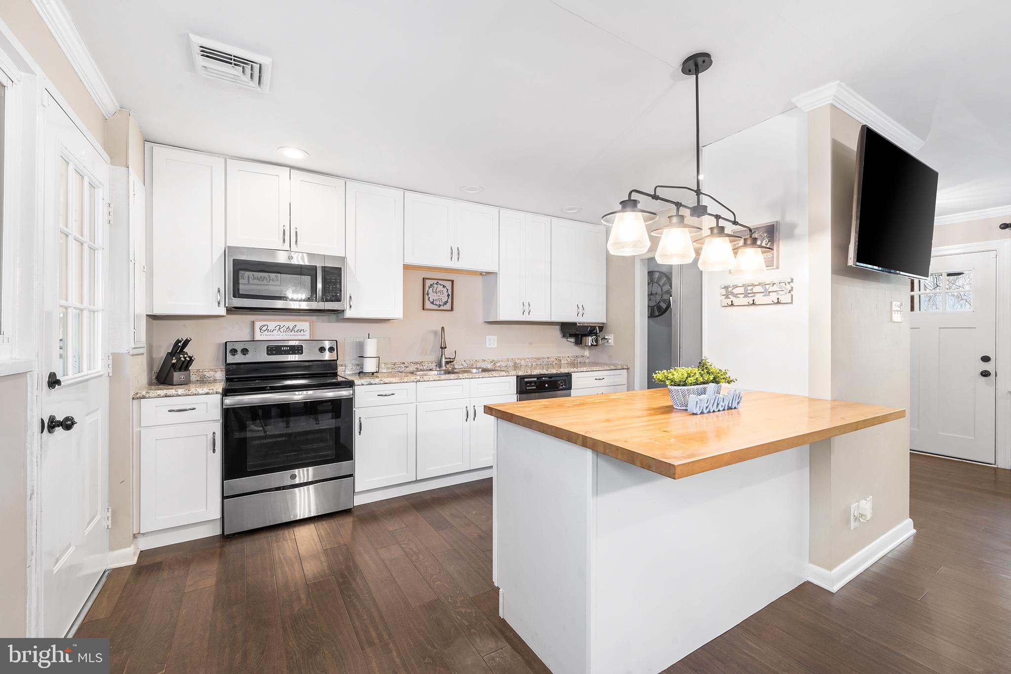PENN SQ - Residential