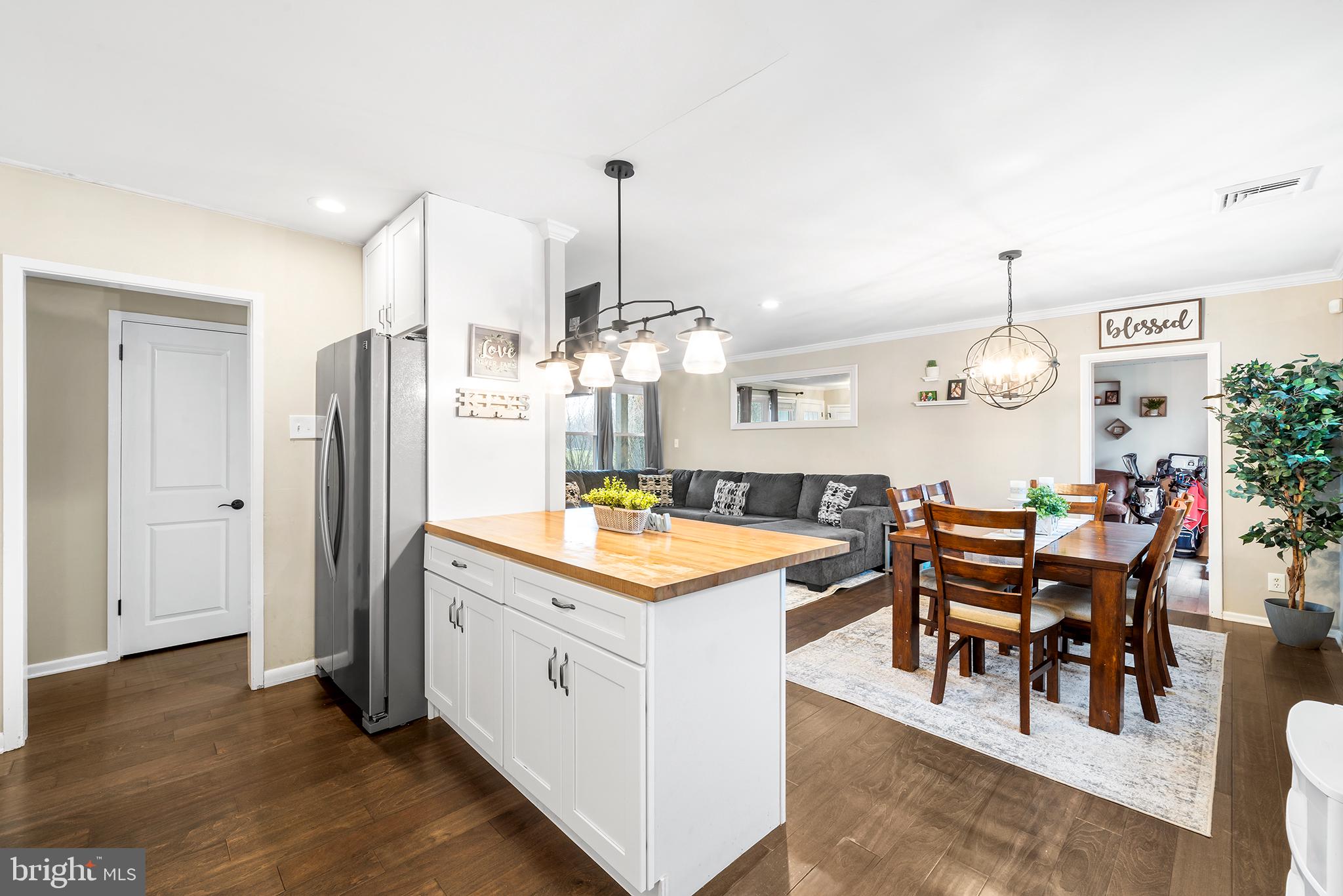 PENN SQ - Residential