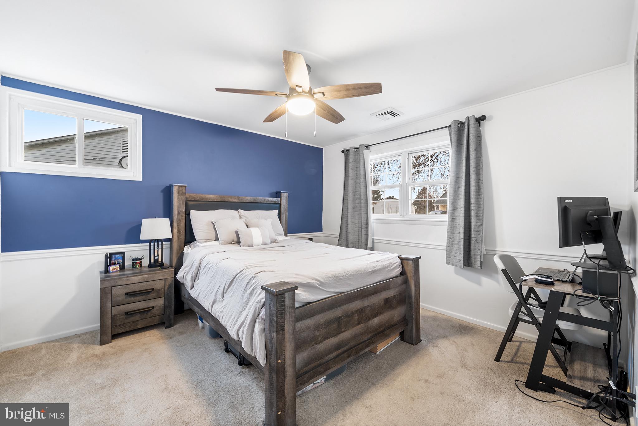 PENN SQ - Residential