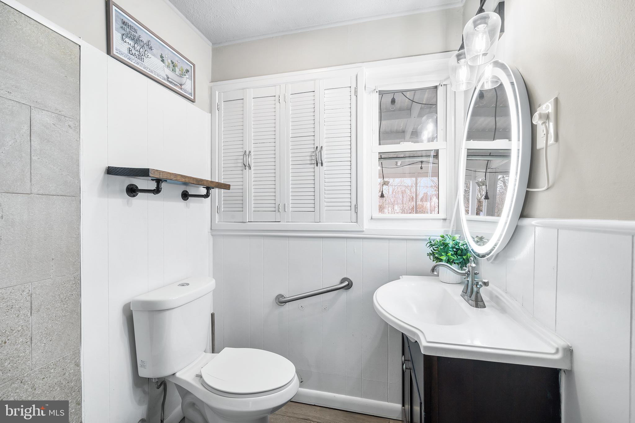 PENN SQ - Residential