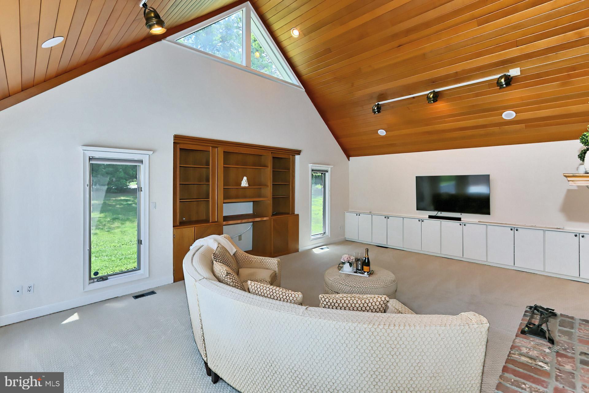 GLEN MILL VILLAGE - Residential