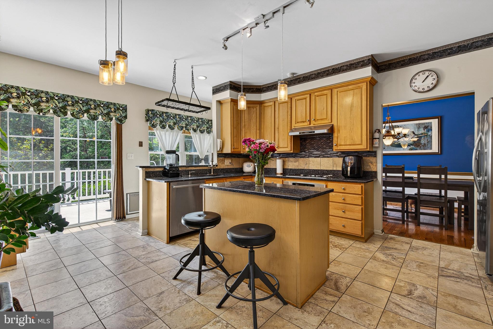 SPRINGHOUSE STATION - Residential