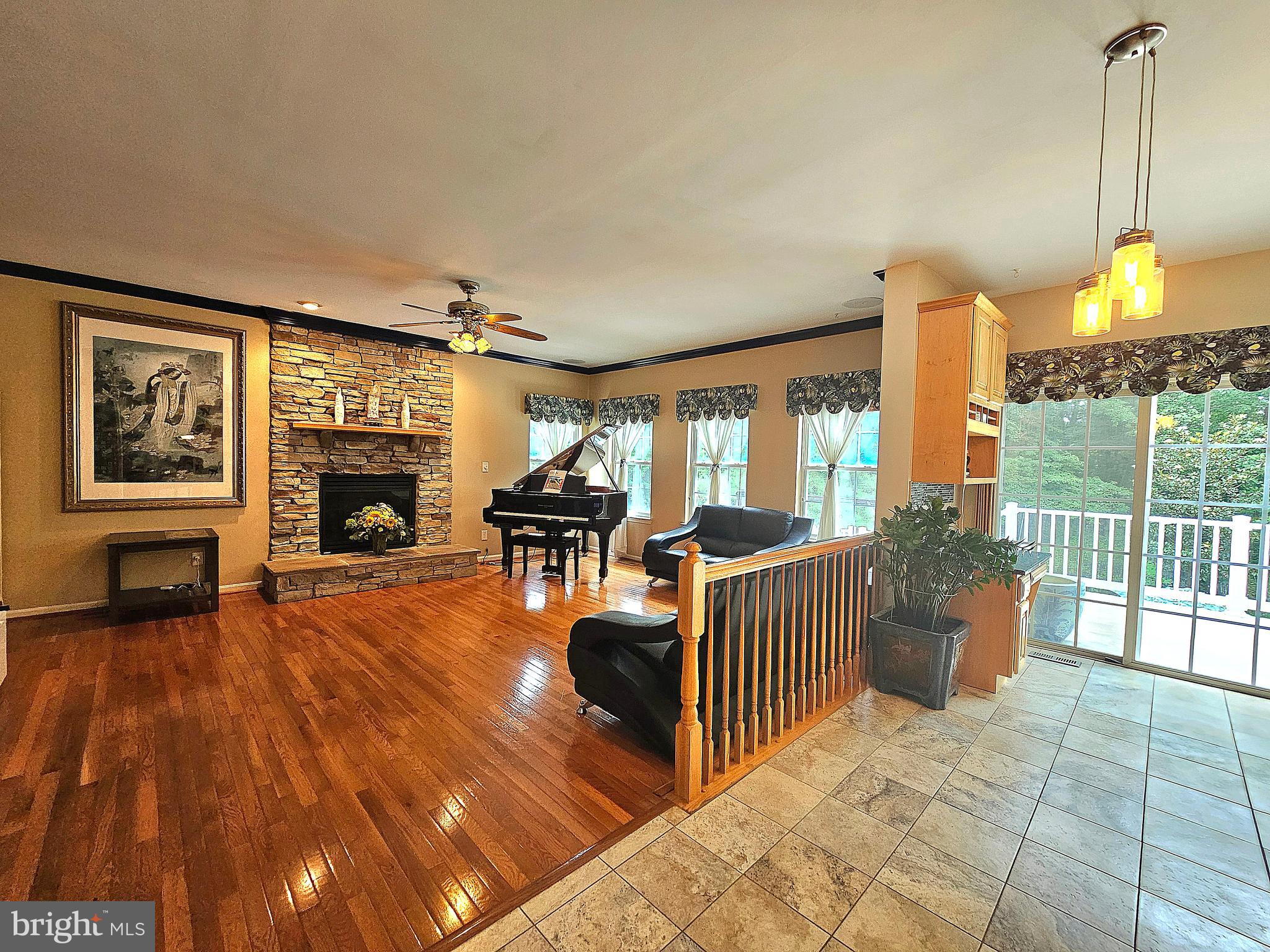SPRINGHOUSE STATION - Residential
