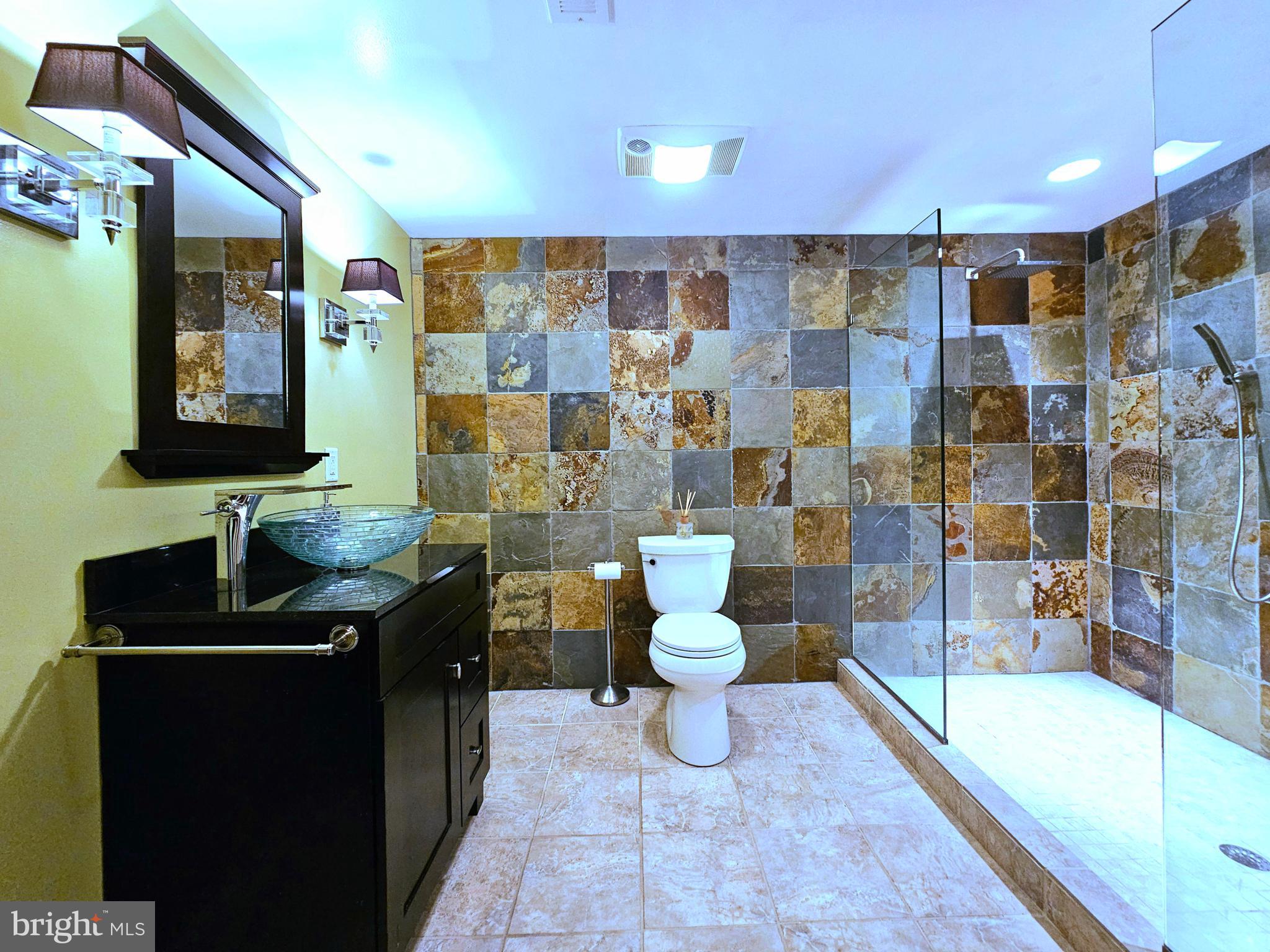 SPRINGHOUSE STATION - Residential