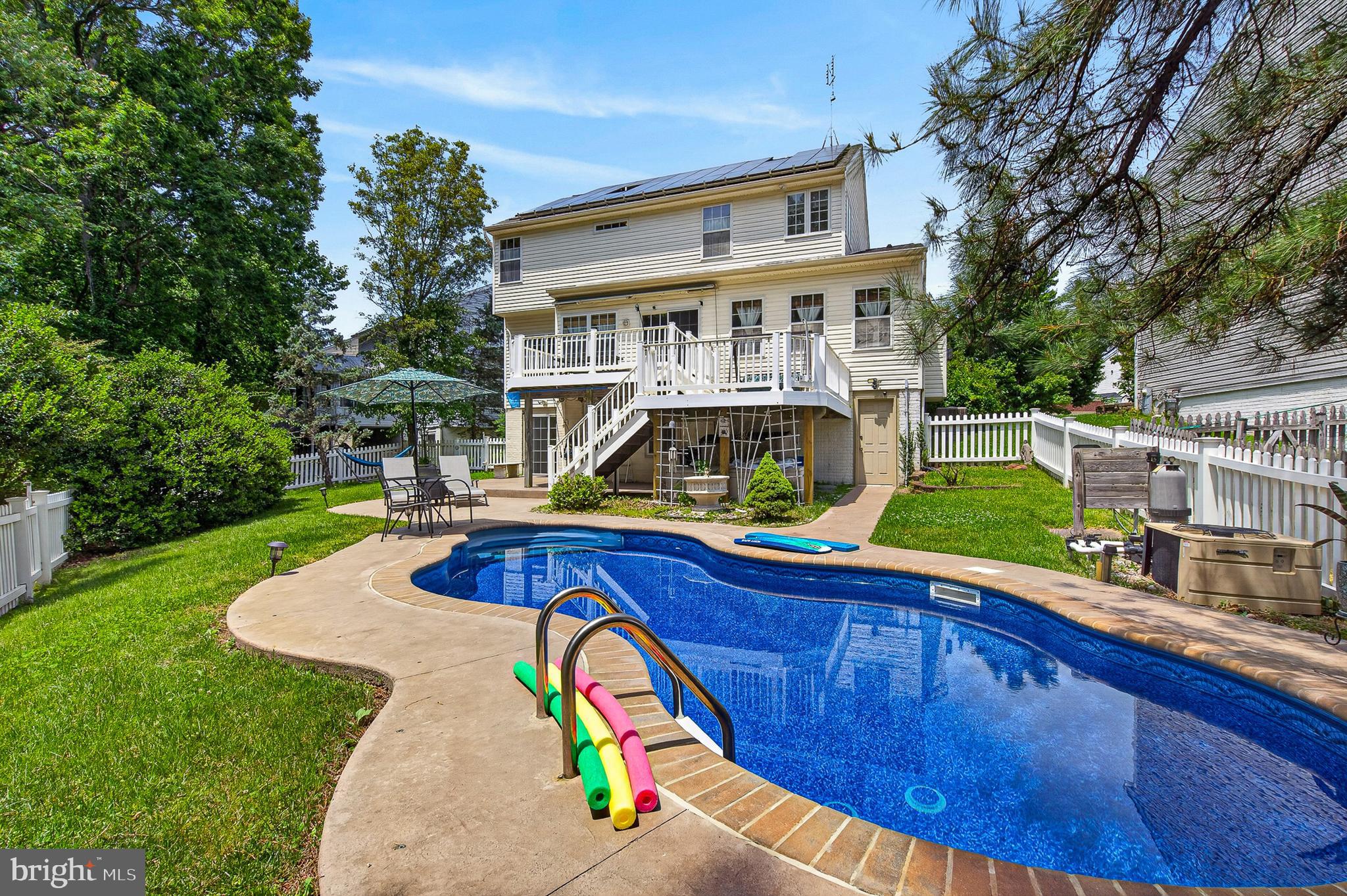 SPRINGHOUSE STATION - Residential