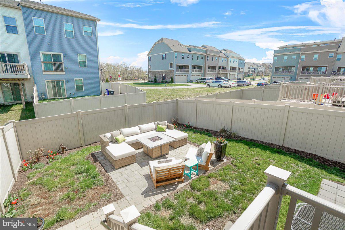 LAKE LINGANORE OAKDALE - Residential