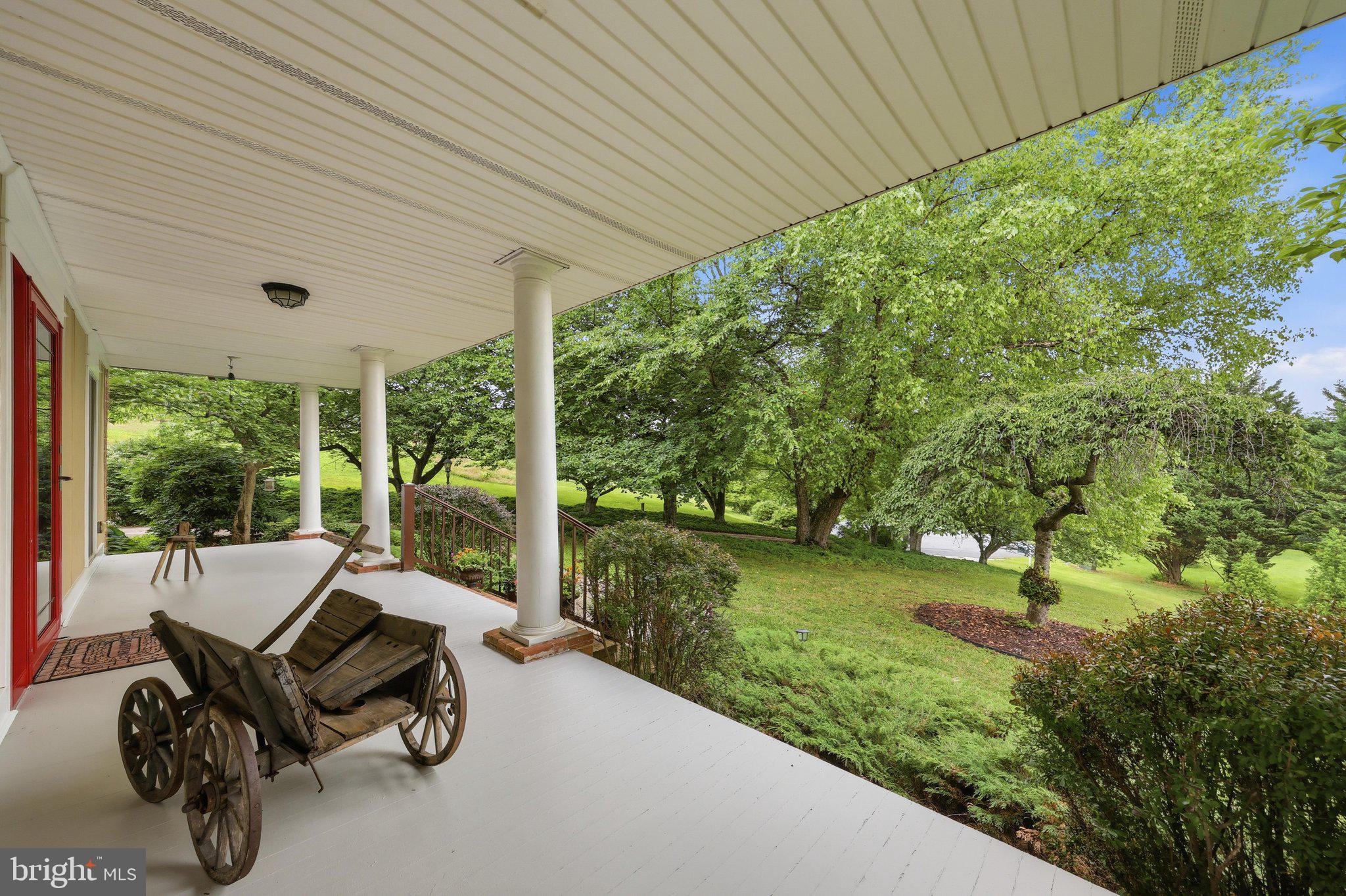 DUCHESS ESTATES - Residential