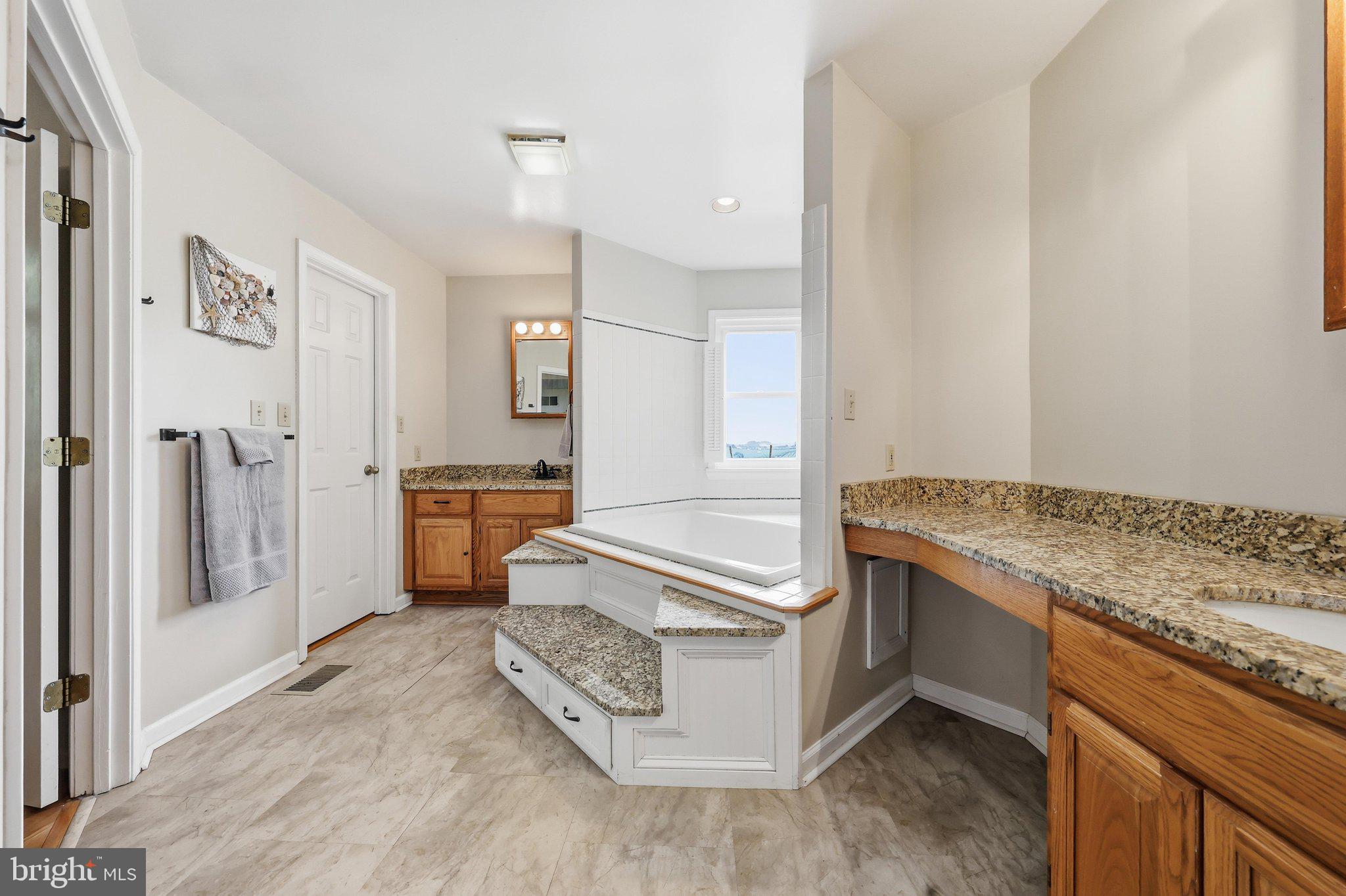 DUCHESS ESTATES - Residential