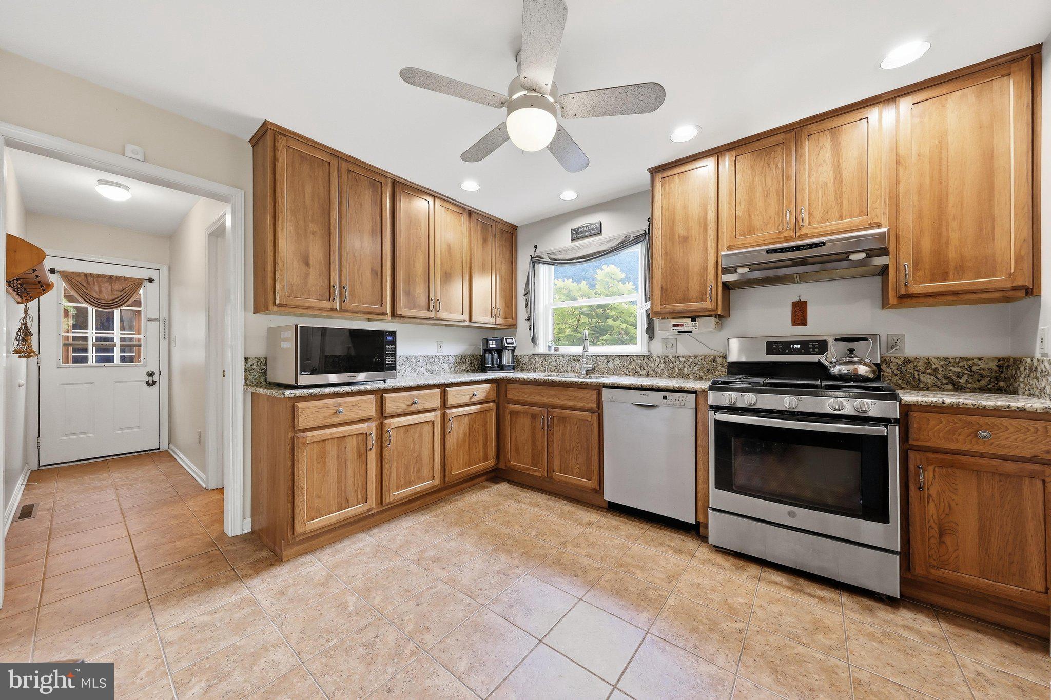 DUCHESS ESTATES - Residential