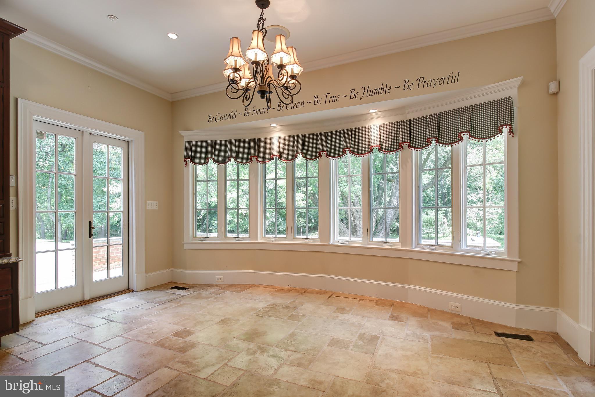 DARNESTOWN OUTSIDE - Residential