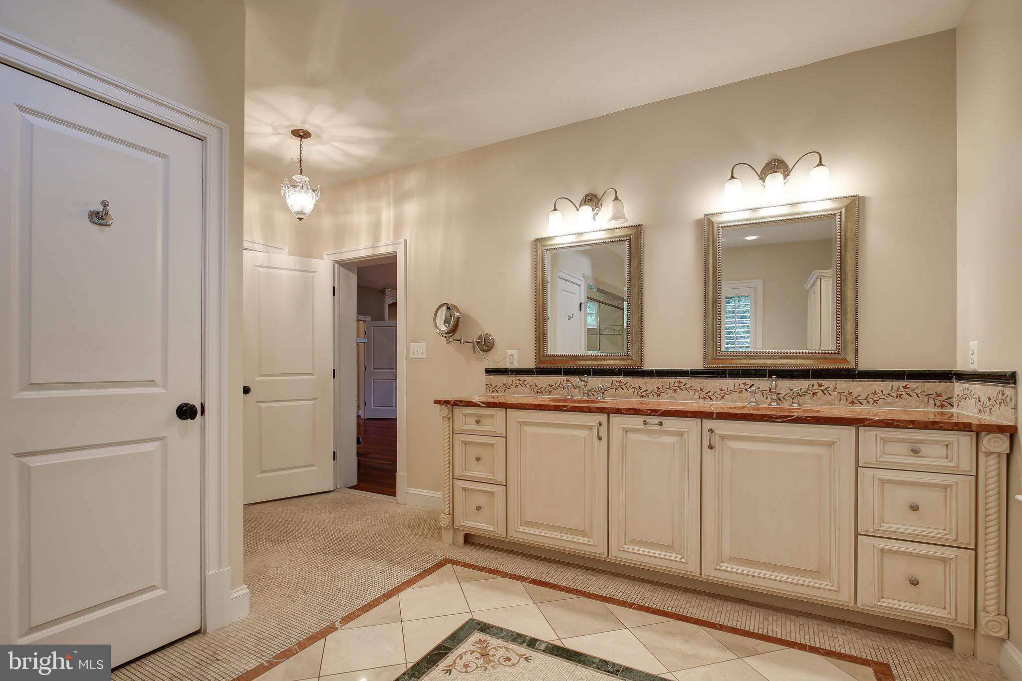 DARNESTOWN OUTSIDE - Residential