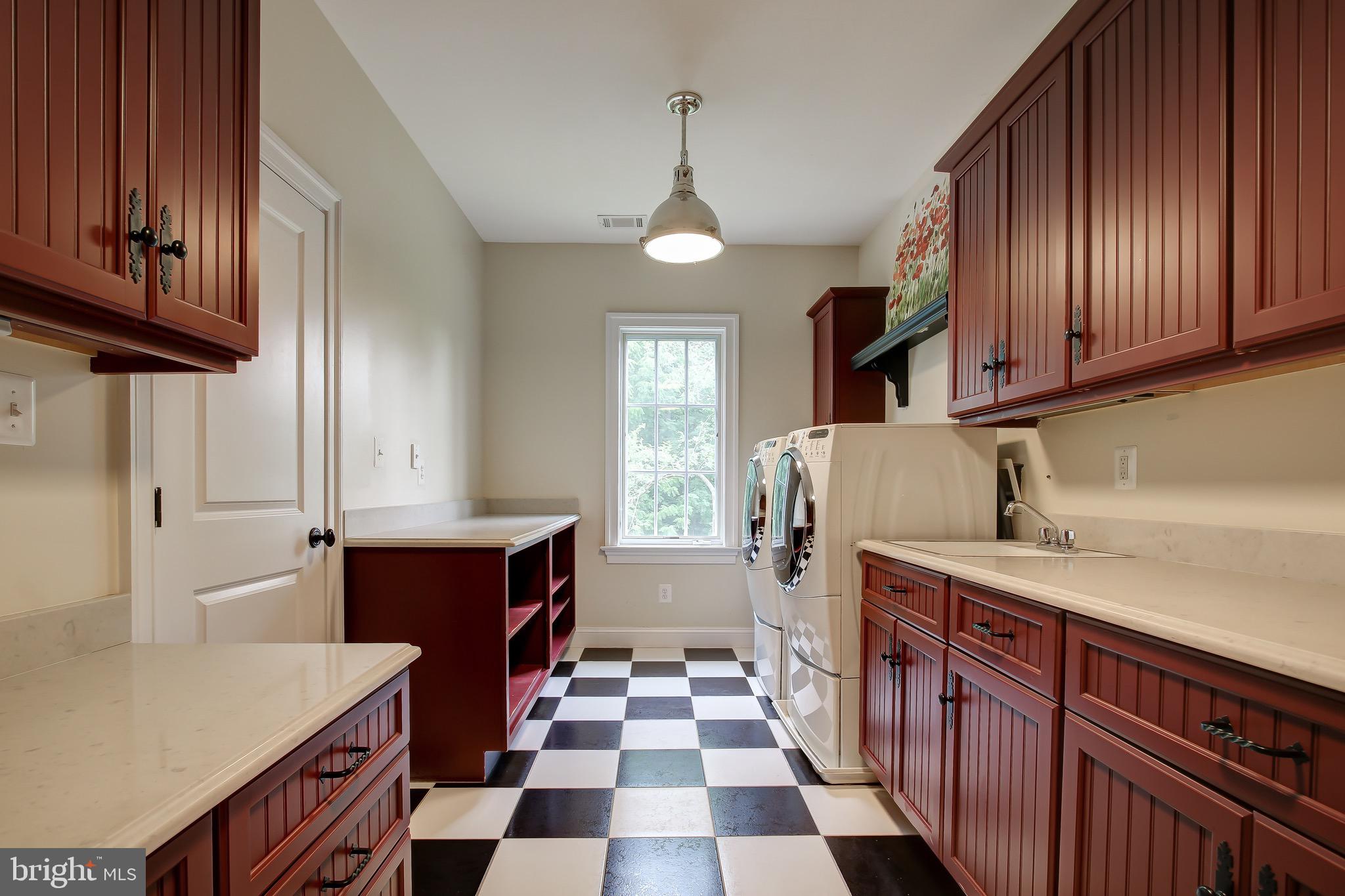 DARNESTOWN OUTSIDE - Residential
