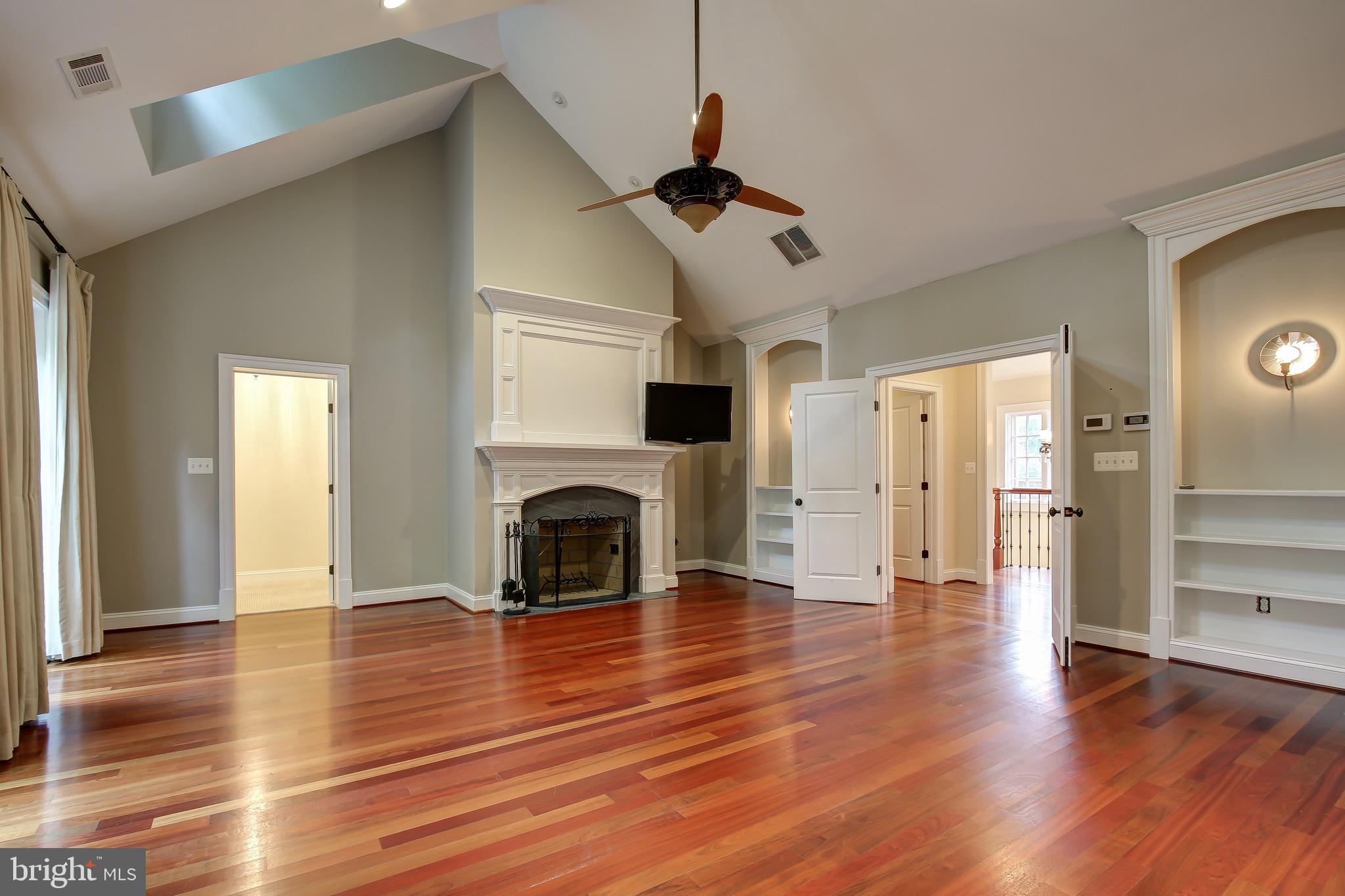 DARNESTOWN OUTSIDE - Residential