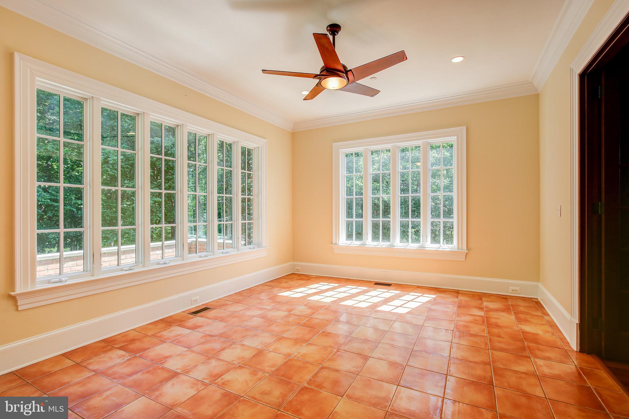 DARNESTOWN OUTSIDE - Residential
