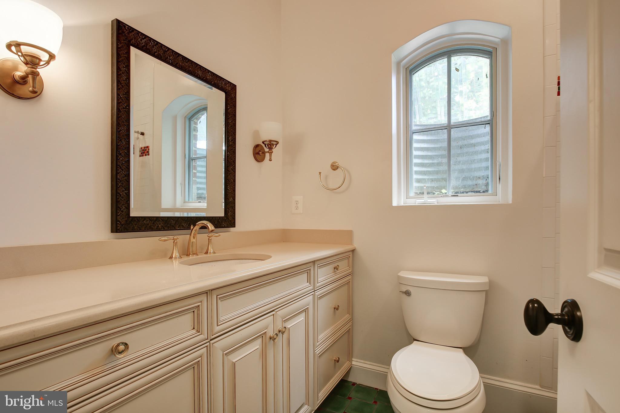 DARNESTOWN OUTSIDE - Residential