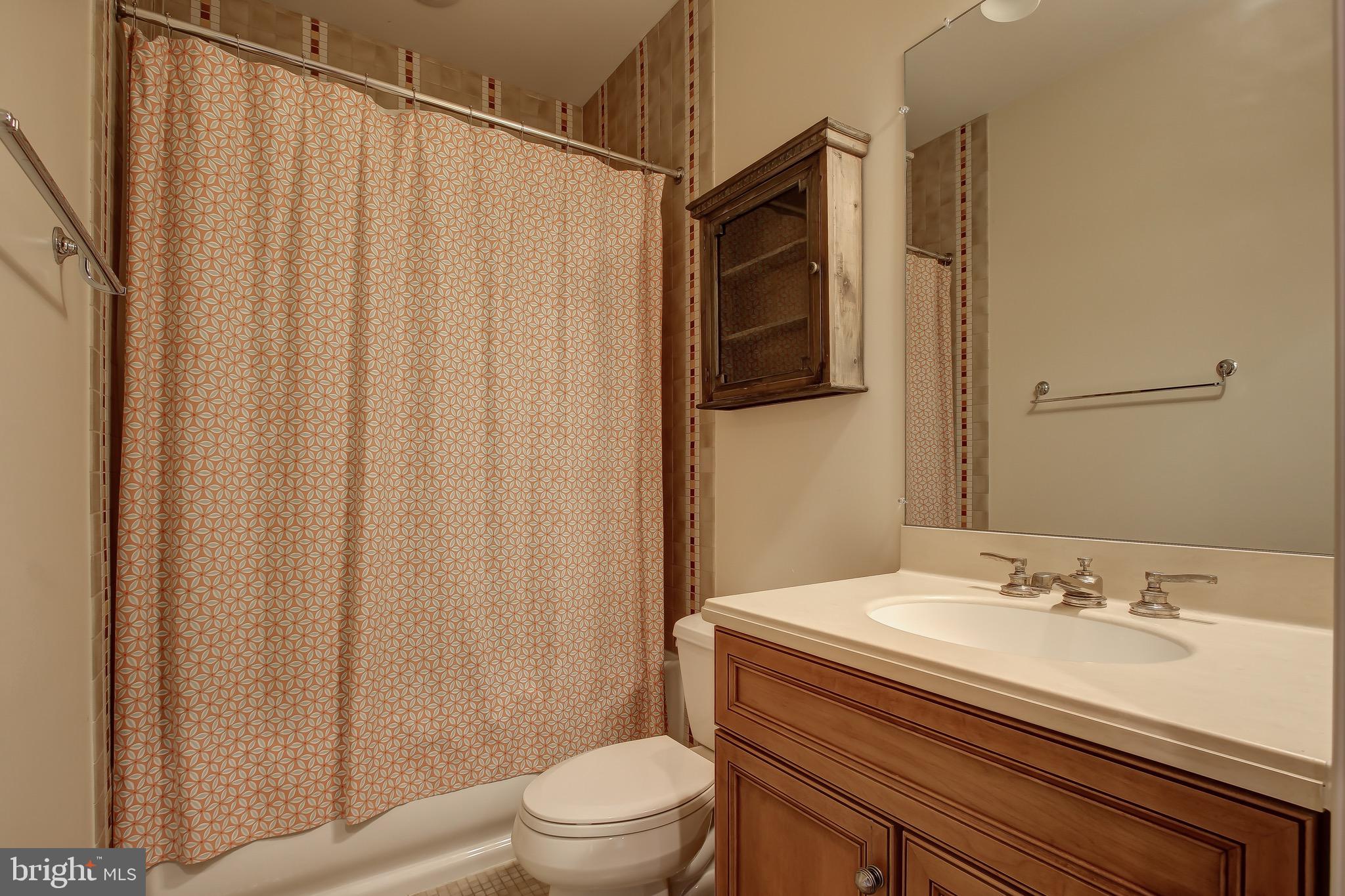 DARNESTOWN OUTSIDE - Residential
