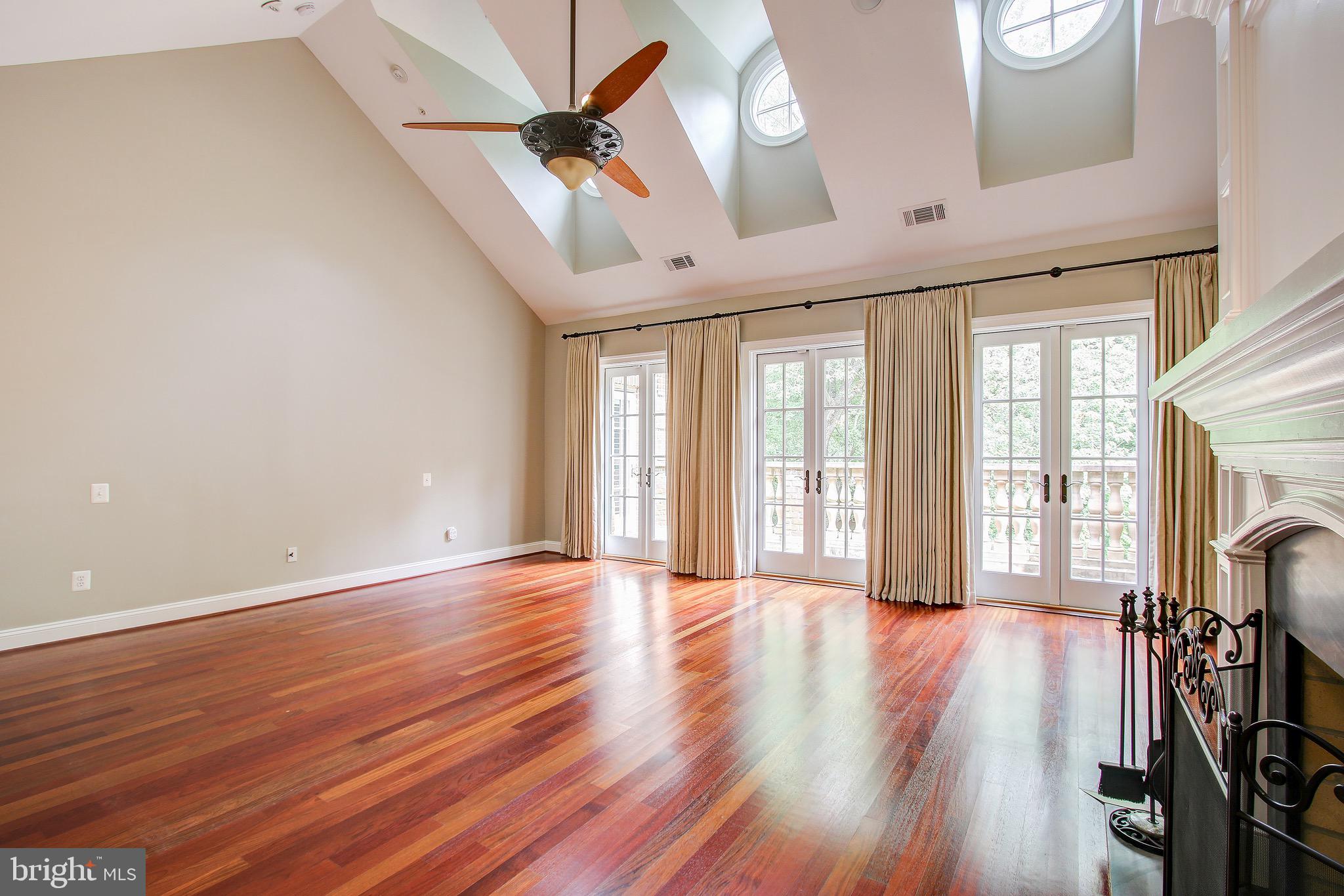 DARNESTOWN OUTSIDE - Residential