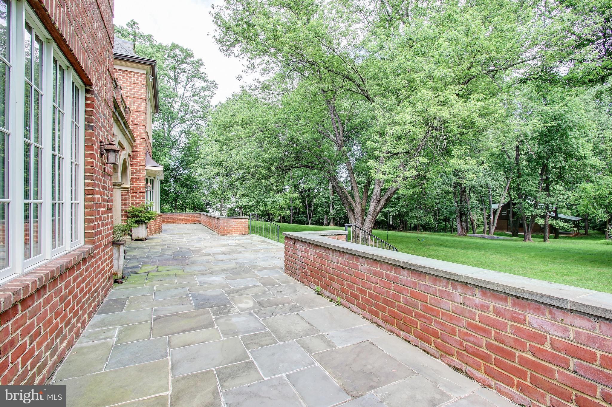 DARNESTOWN OUTSIDE - Residential