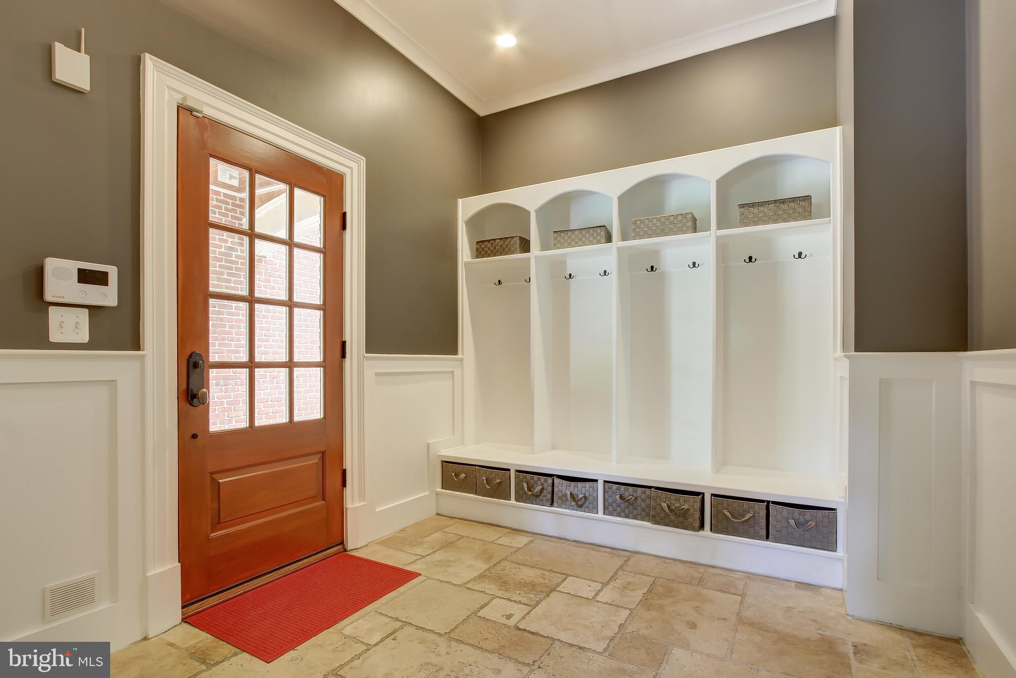 DARNESTOWN OUTSIDE - Residential