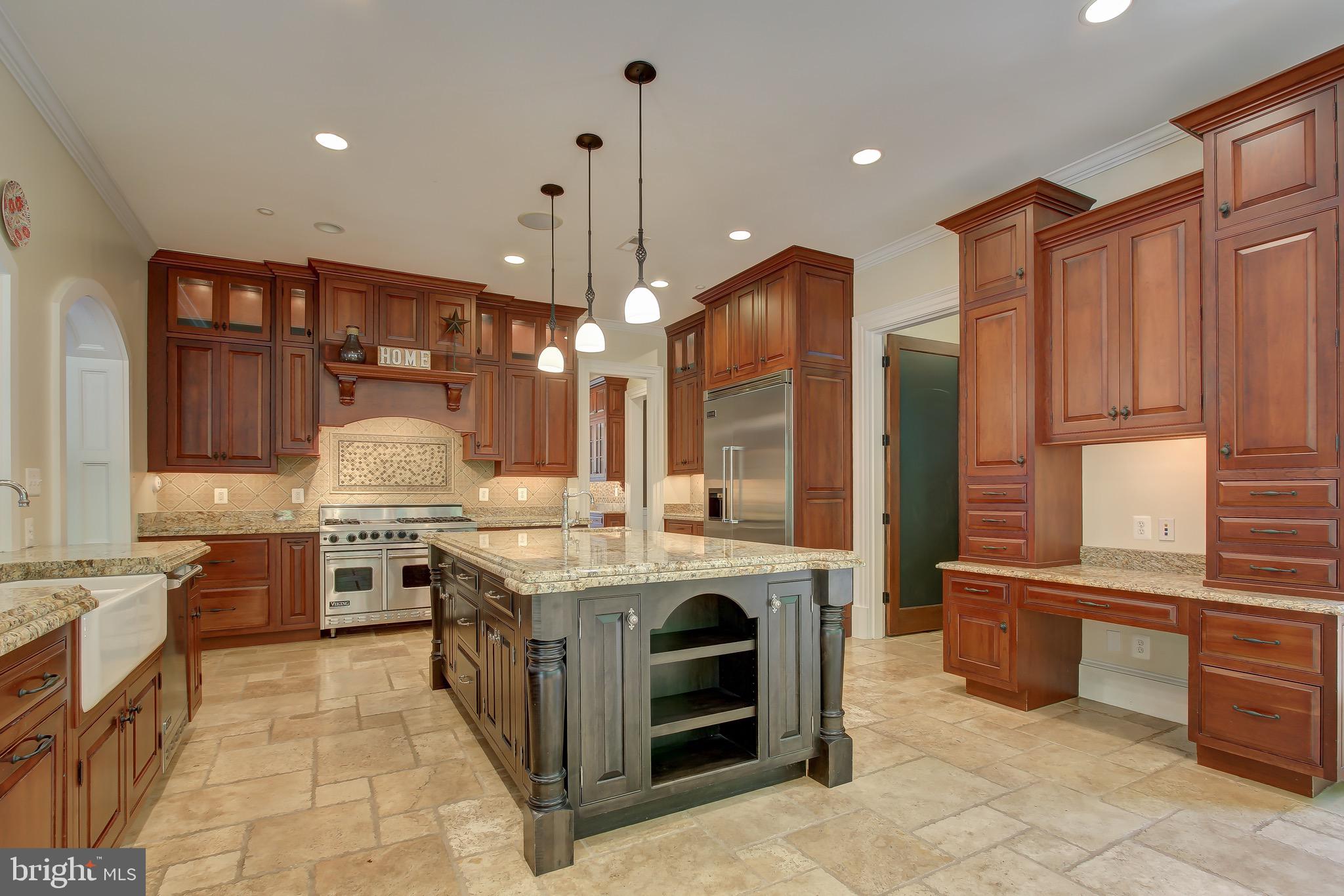 DARNESTOWN OUTSIDE - Residential