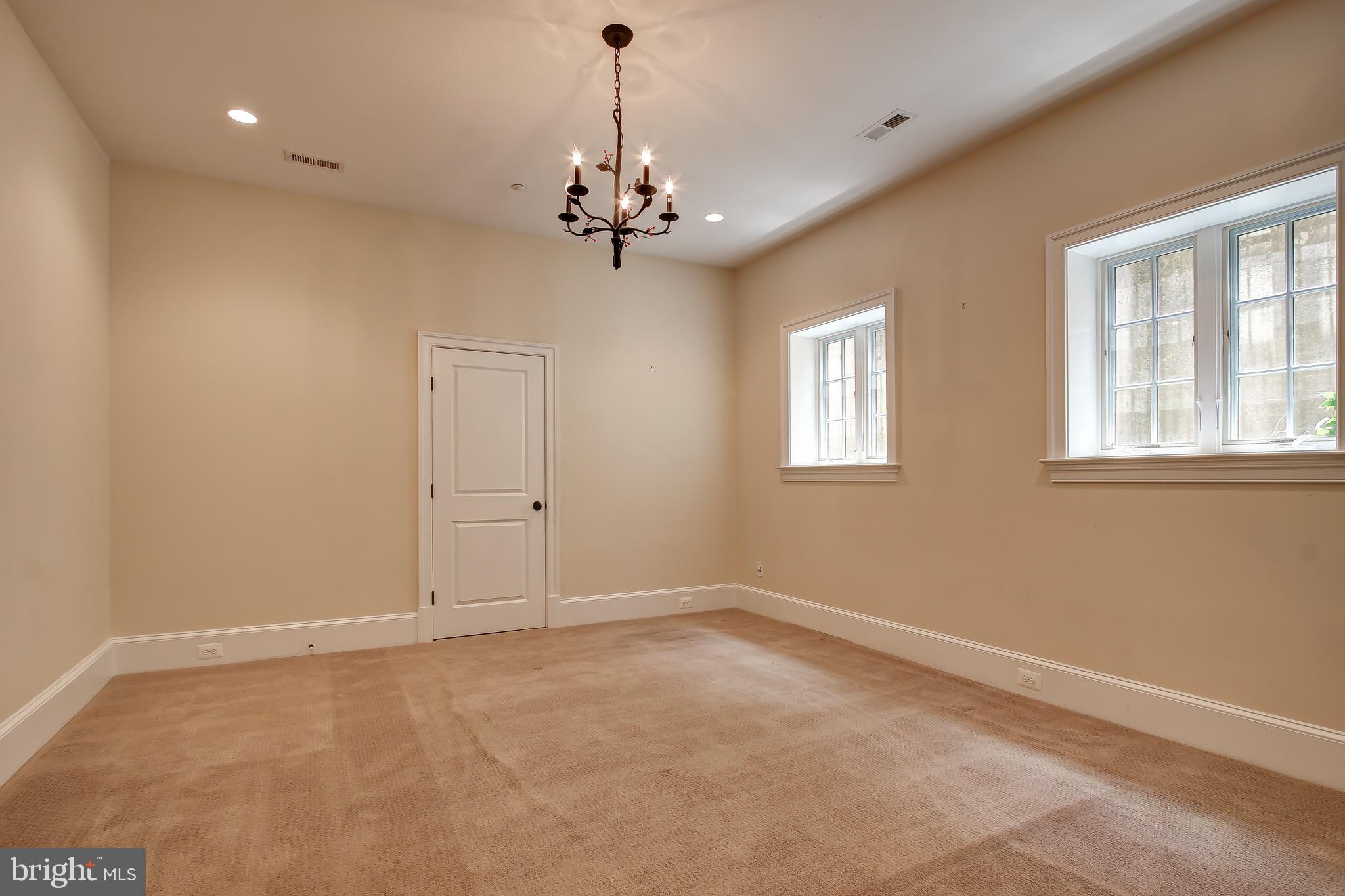 DARNESTOWN OUTSIDE - Residential