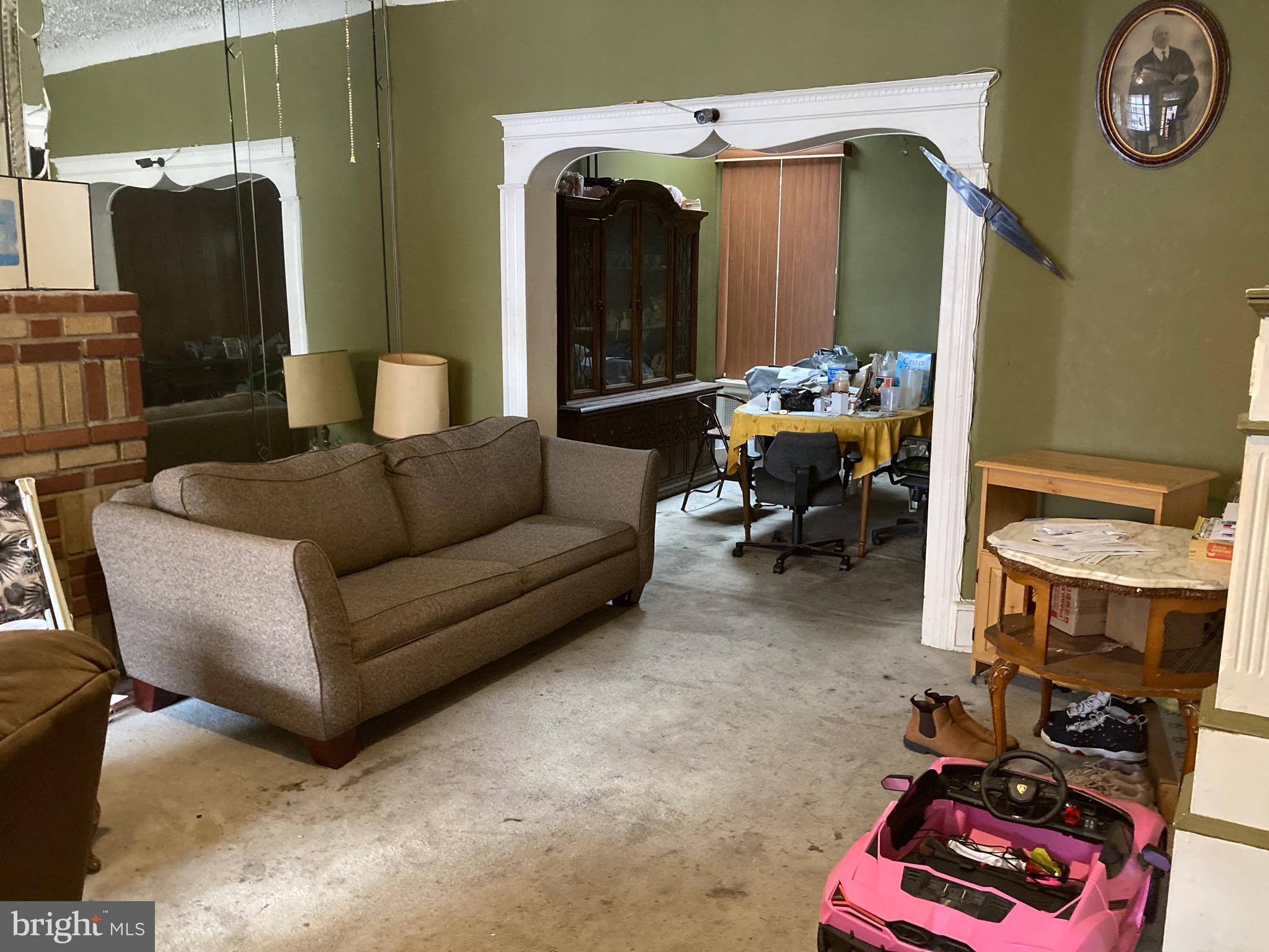 POINT BREEZE - Residential