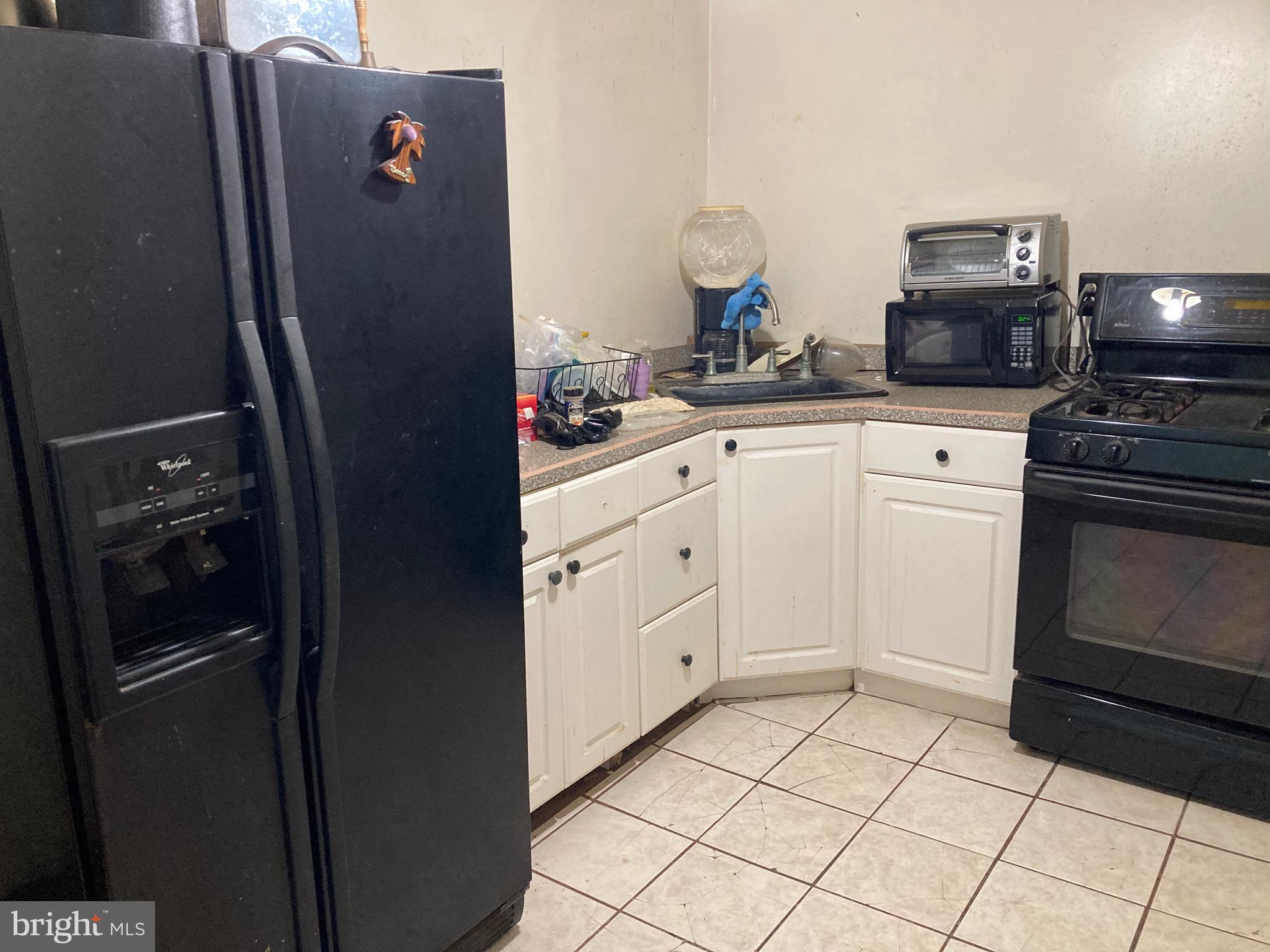 POINT BREEZE - Residential