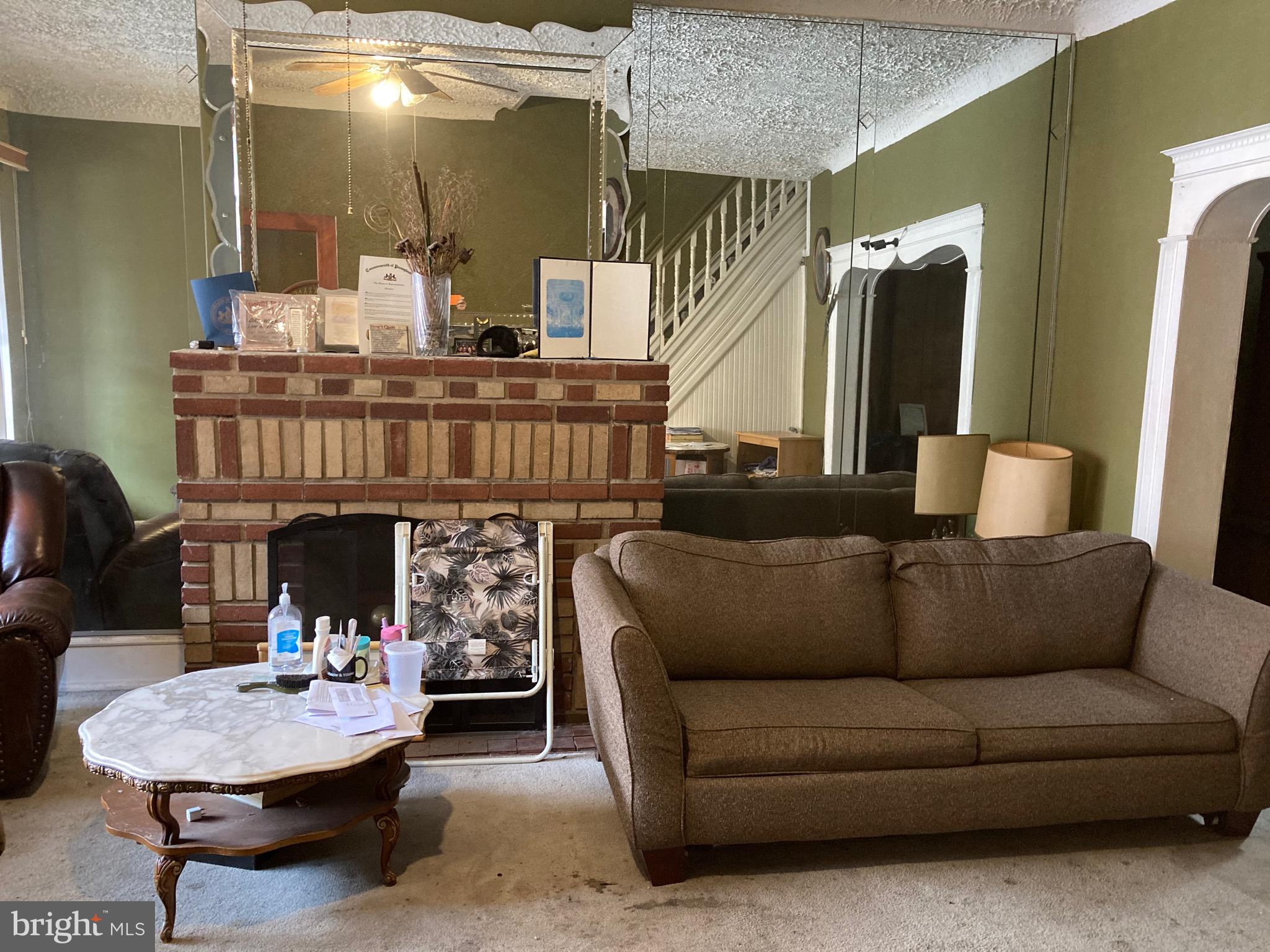 POINT BREEZE - Residential