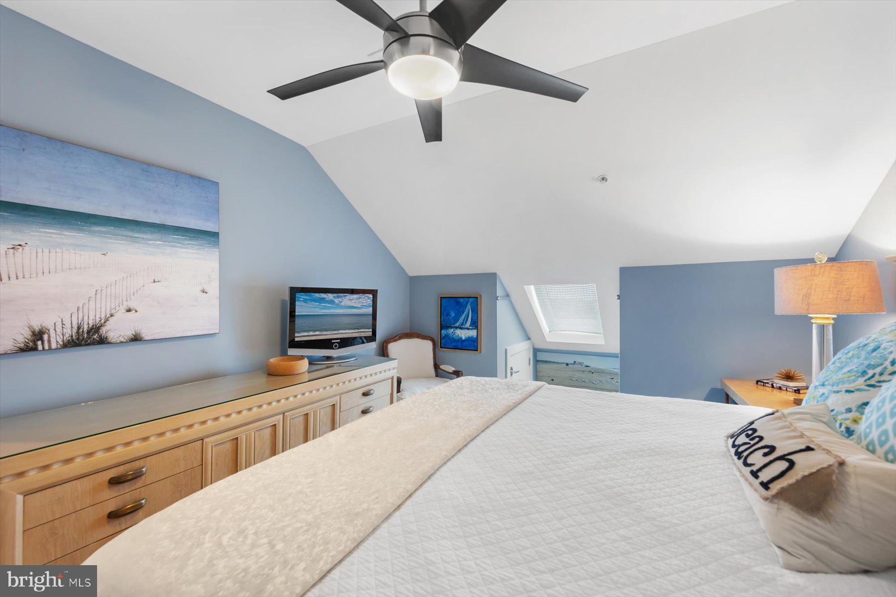 KINGS GRANT - Residential