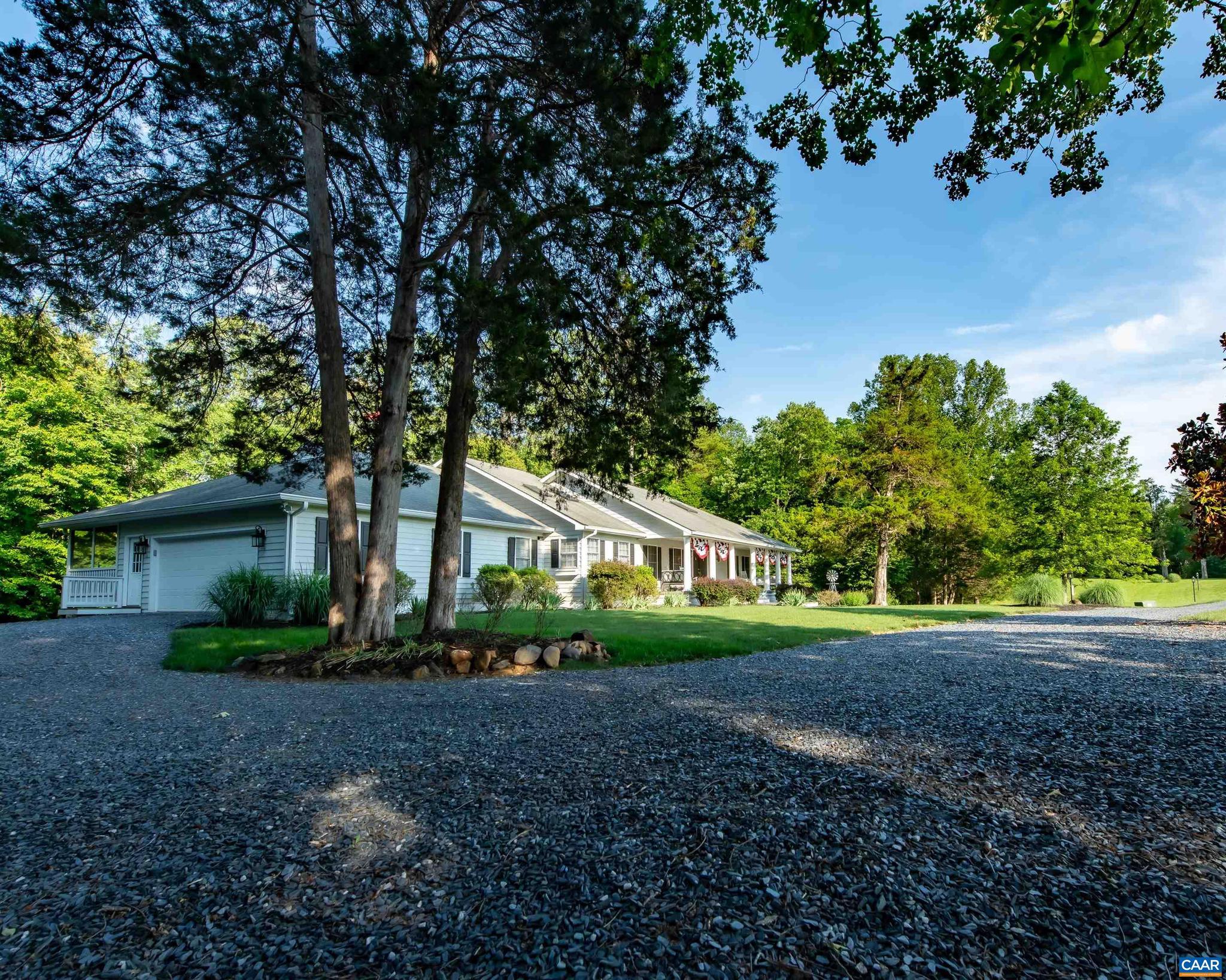 BROKEN ISLAND - Residential