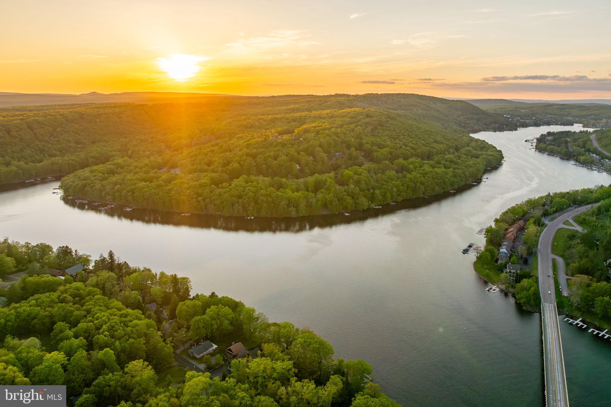 DEEP CREEK HIGHLANDS - Residential