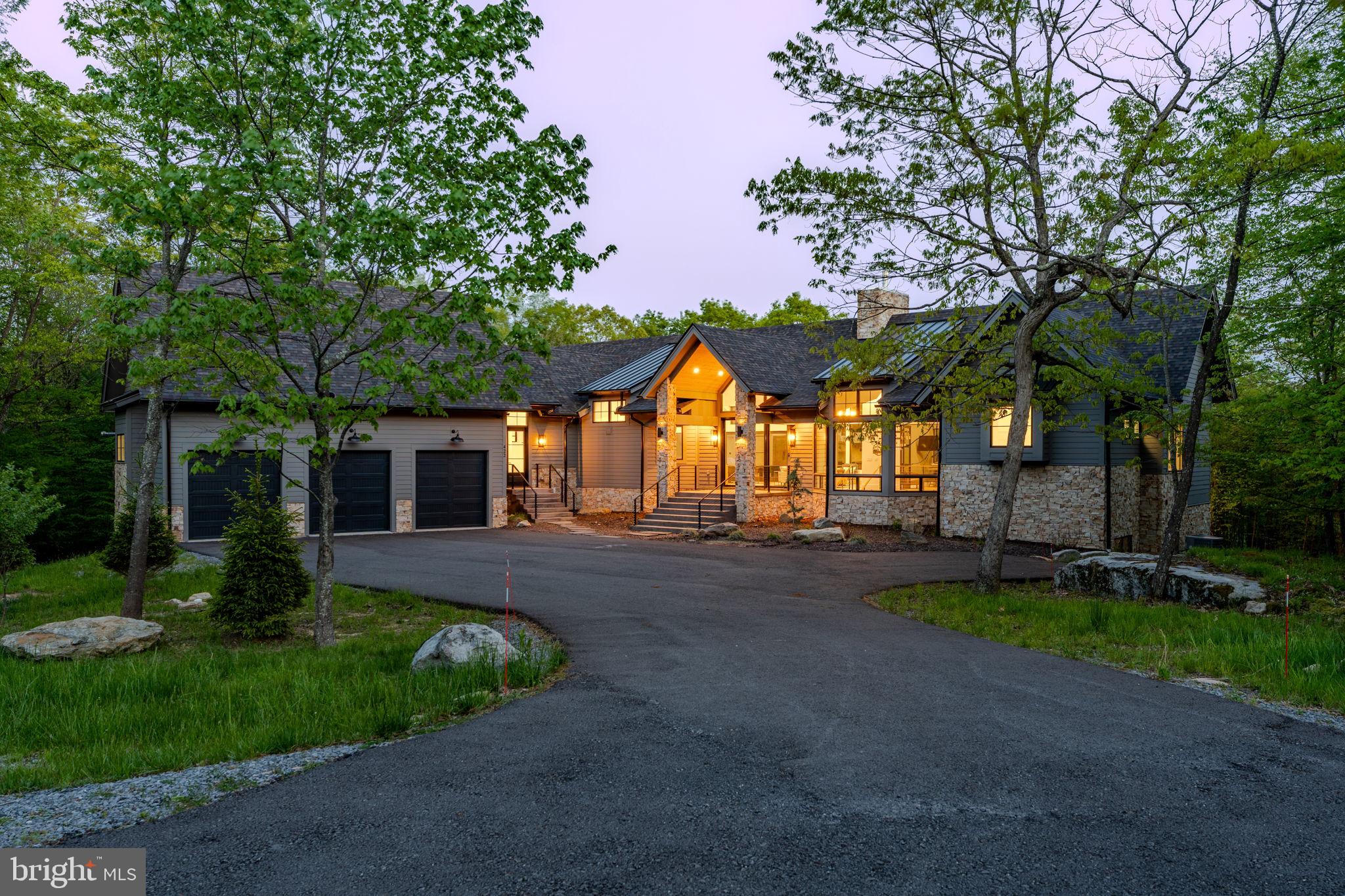 DEEP CREEK HIGHLANDS - Residential