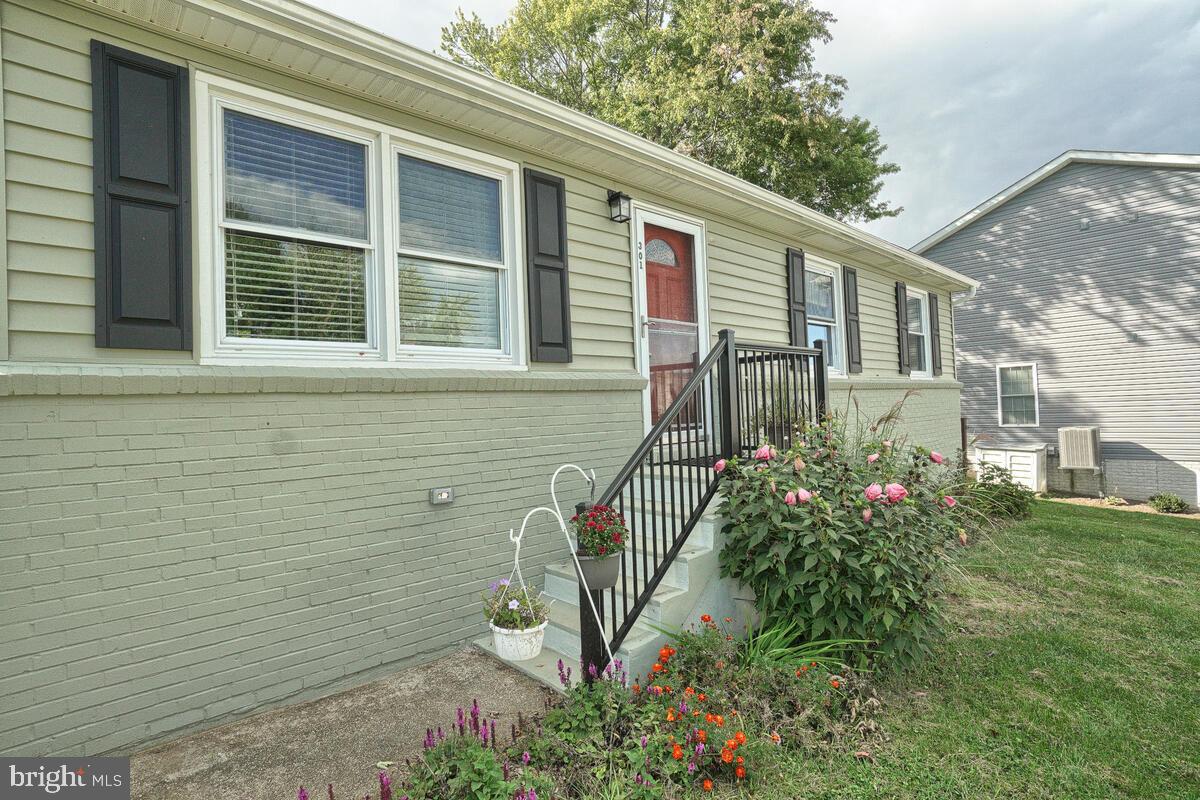 MIDDLETOWN - Residential Lease