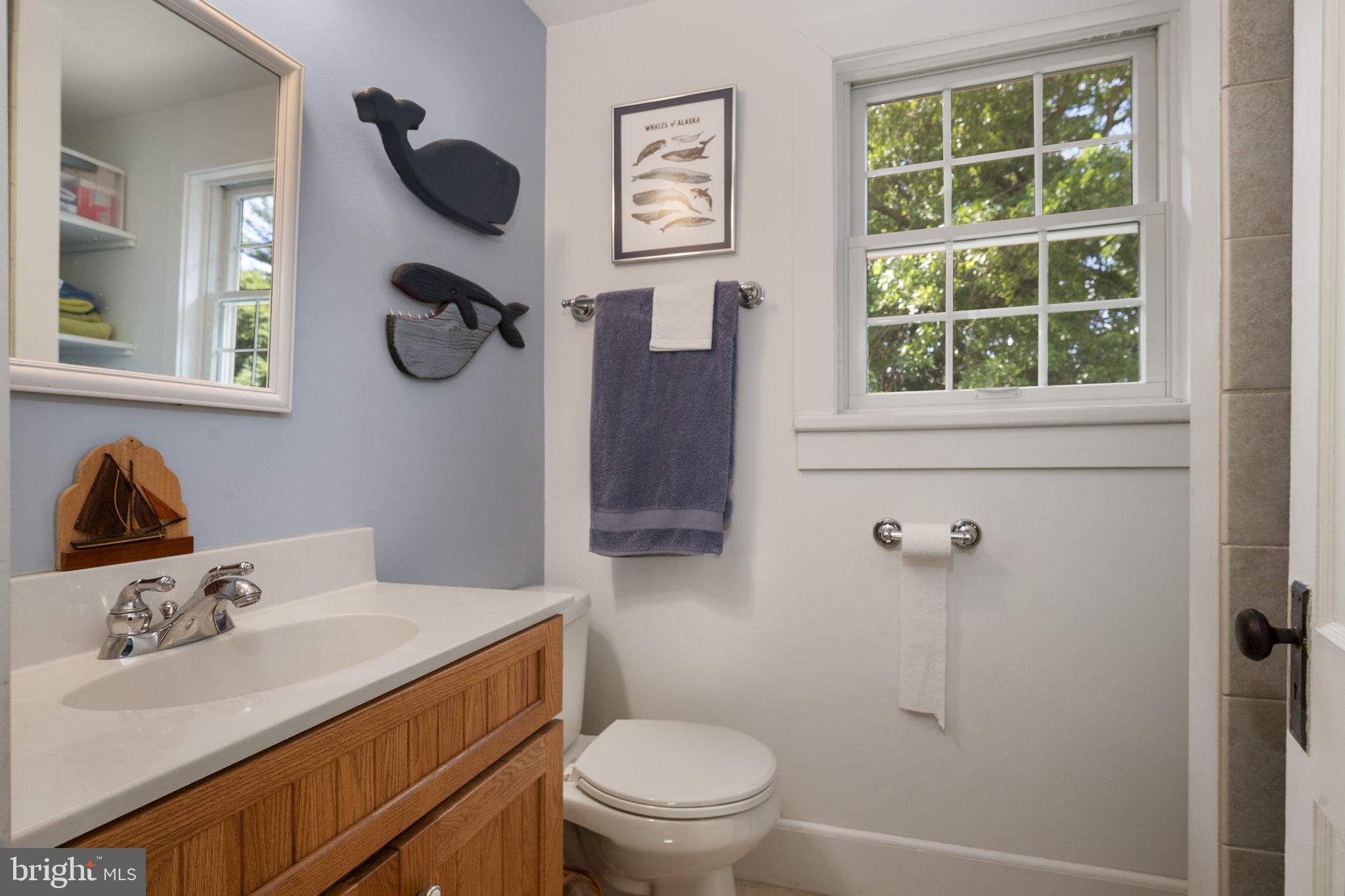 BASSETT HUNT - Residential