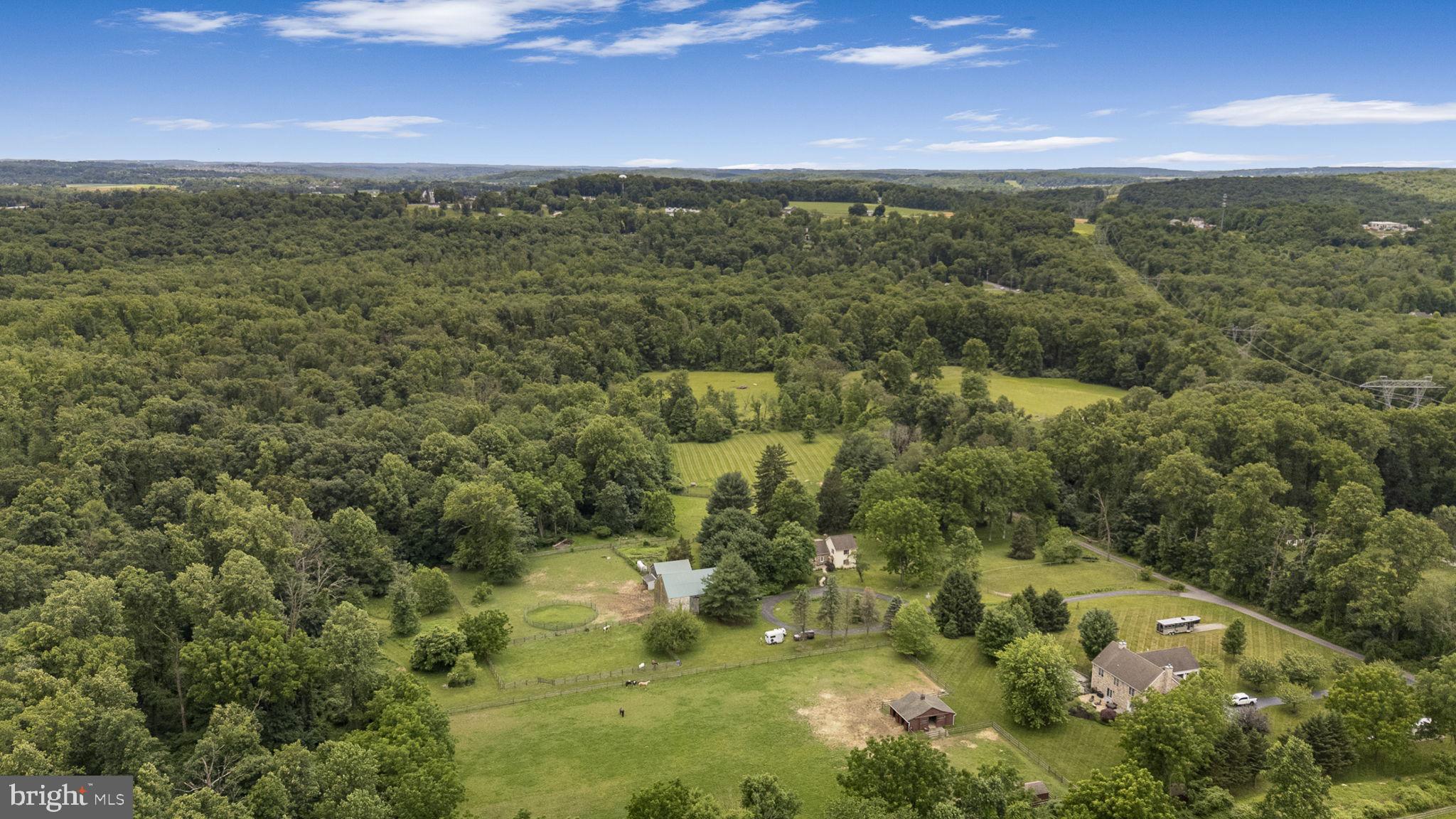 BASSETT HUNT - Residential