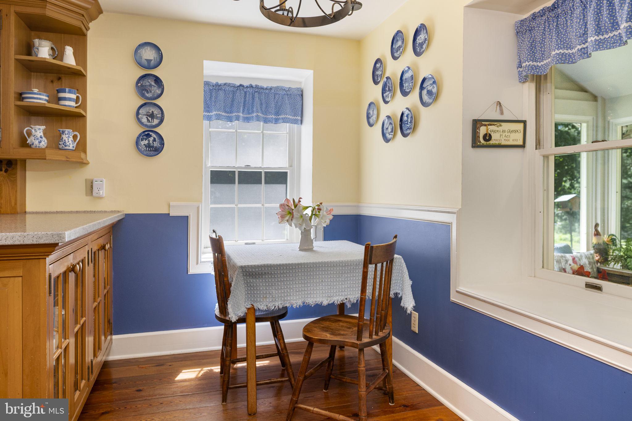 BASSETT HUNT - Residential