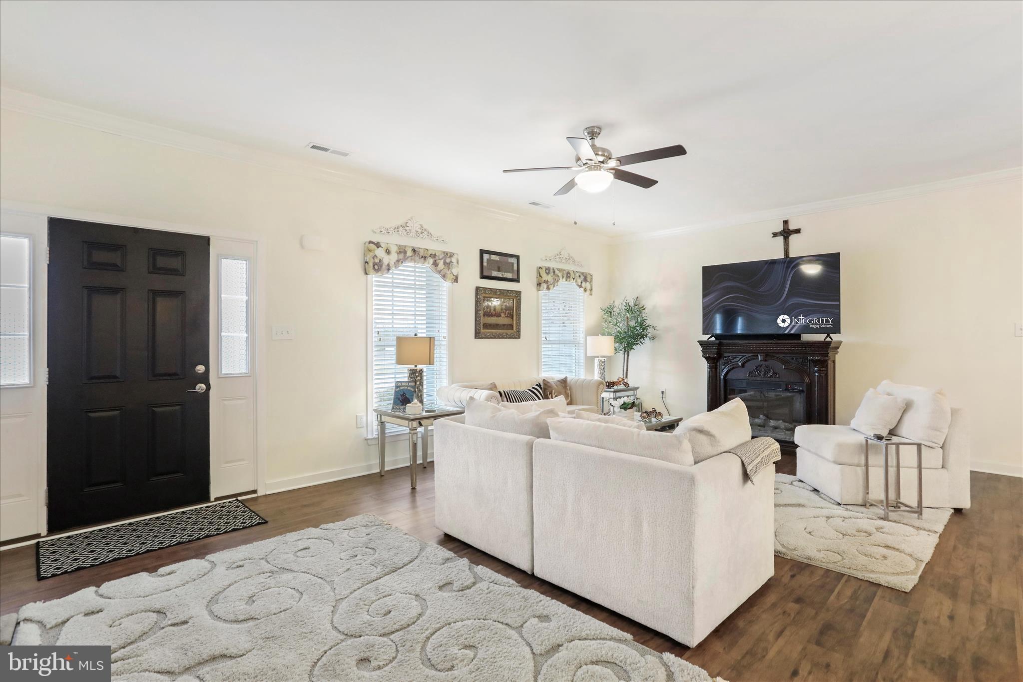 BROOKFIELD - Residential