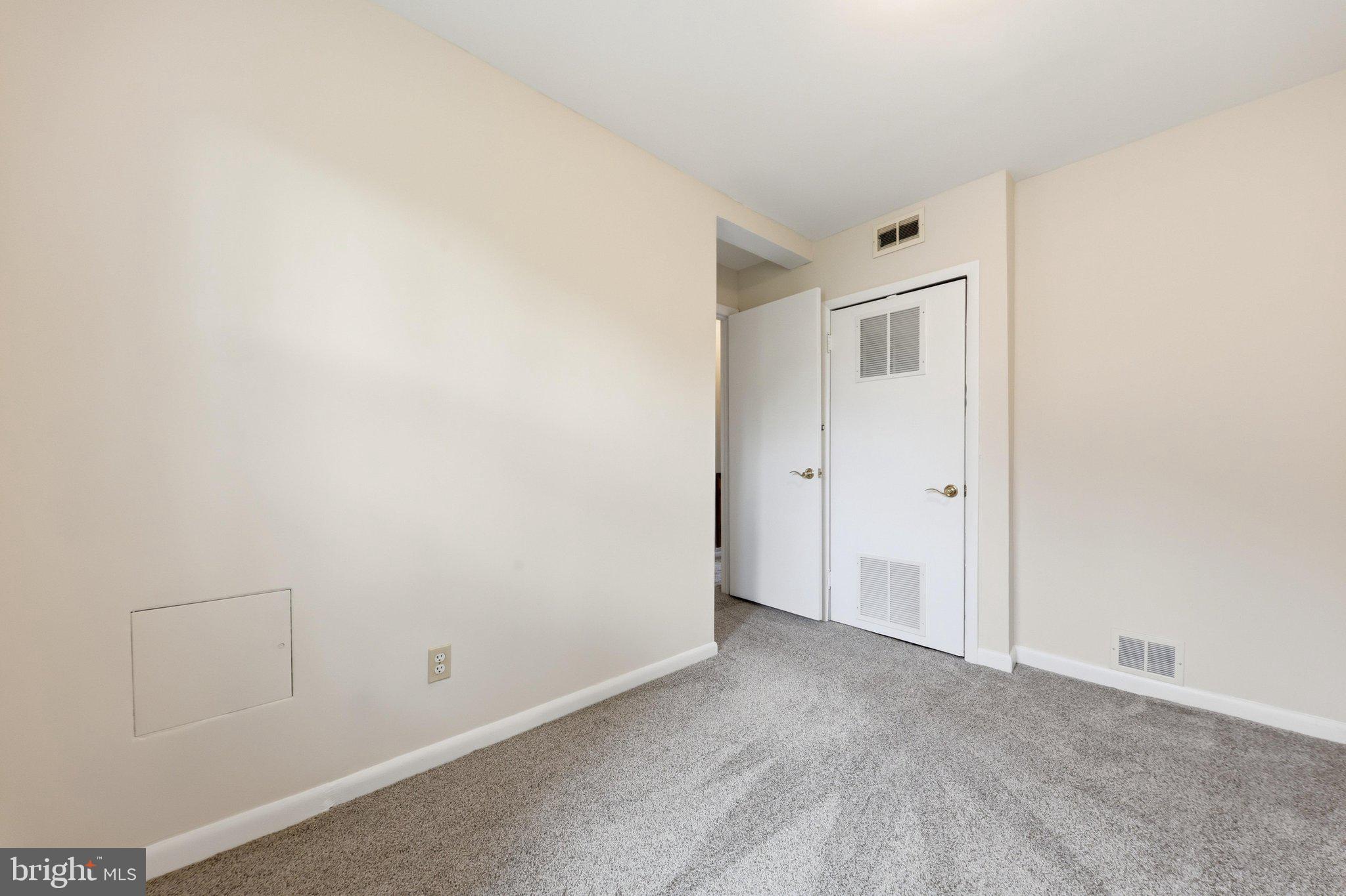 ELMWOOD - Residential