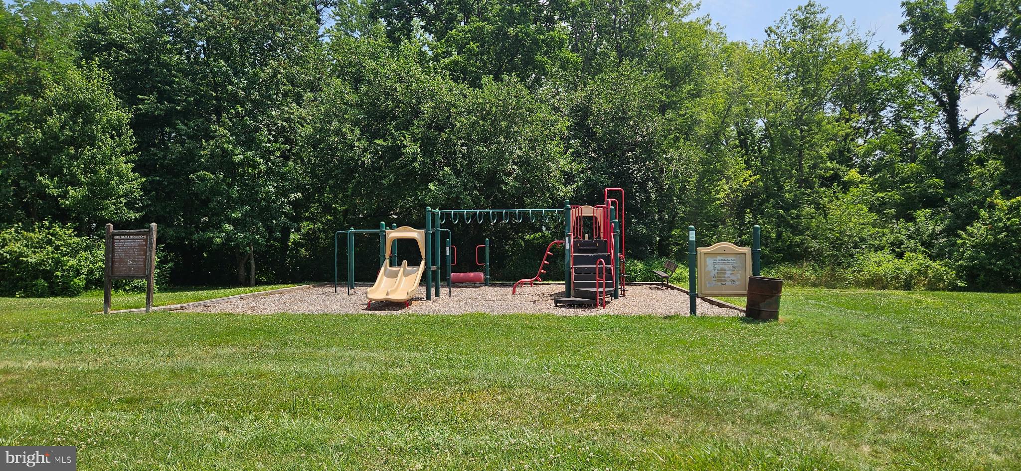 ELMWOOD - Residential