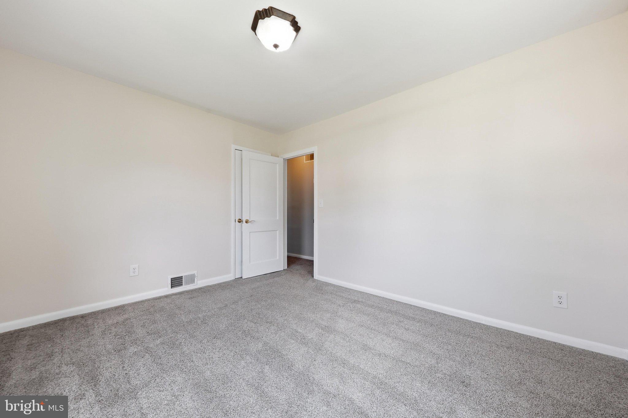 ELMWOOD - Residential