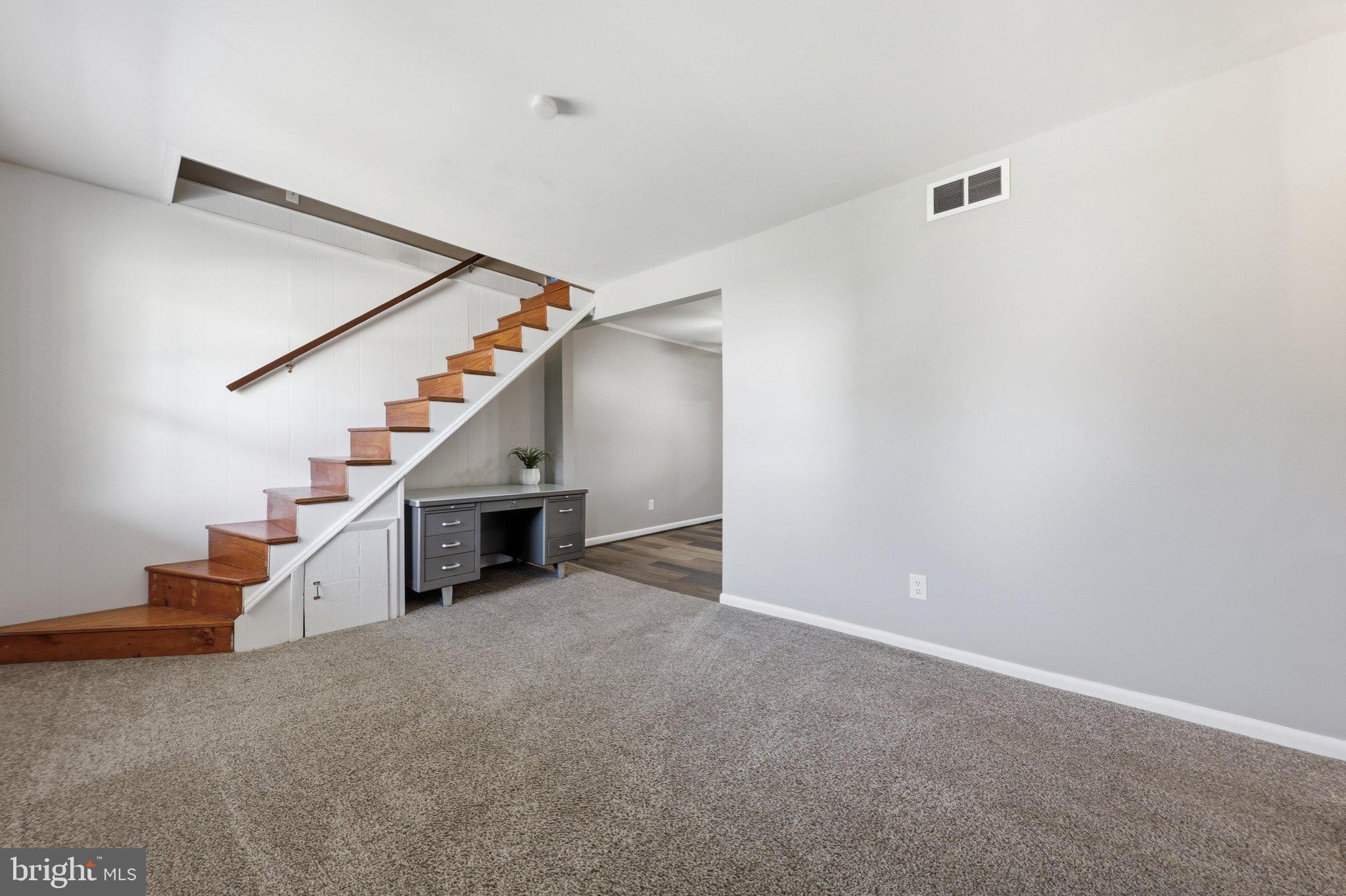 ELMWOOD - Residential